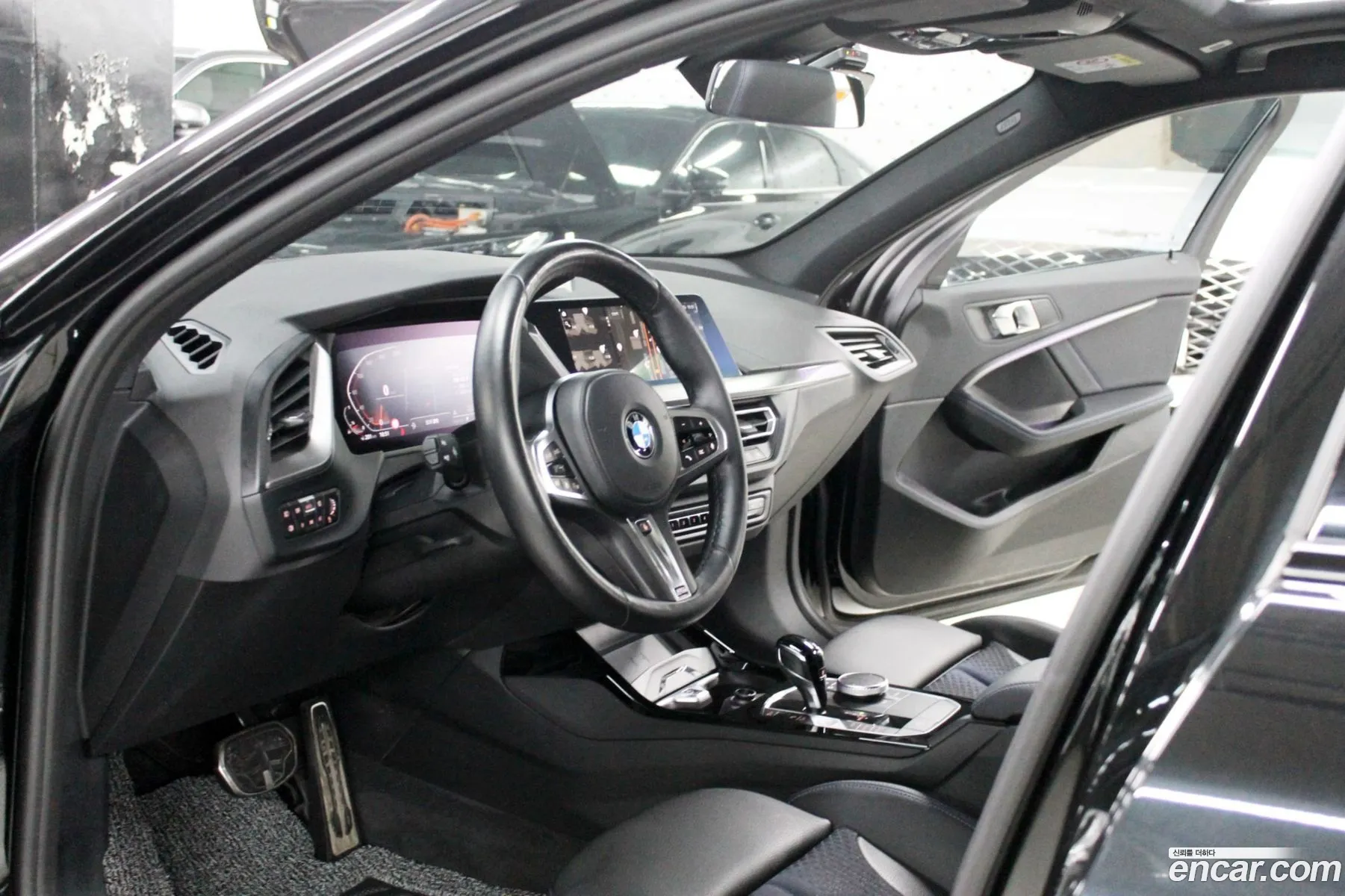 BMW 1 Series 2023 — 8
