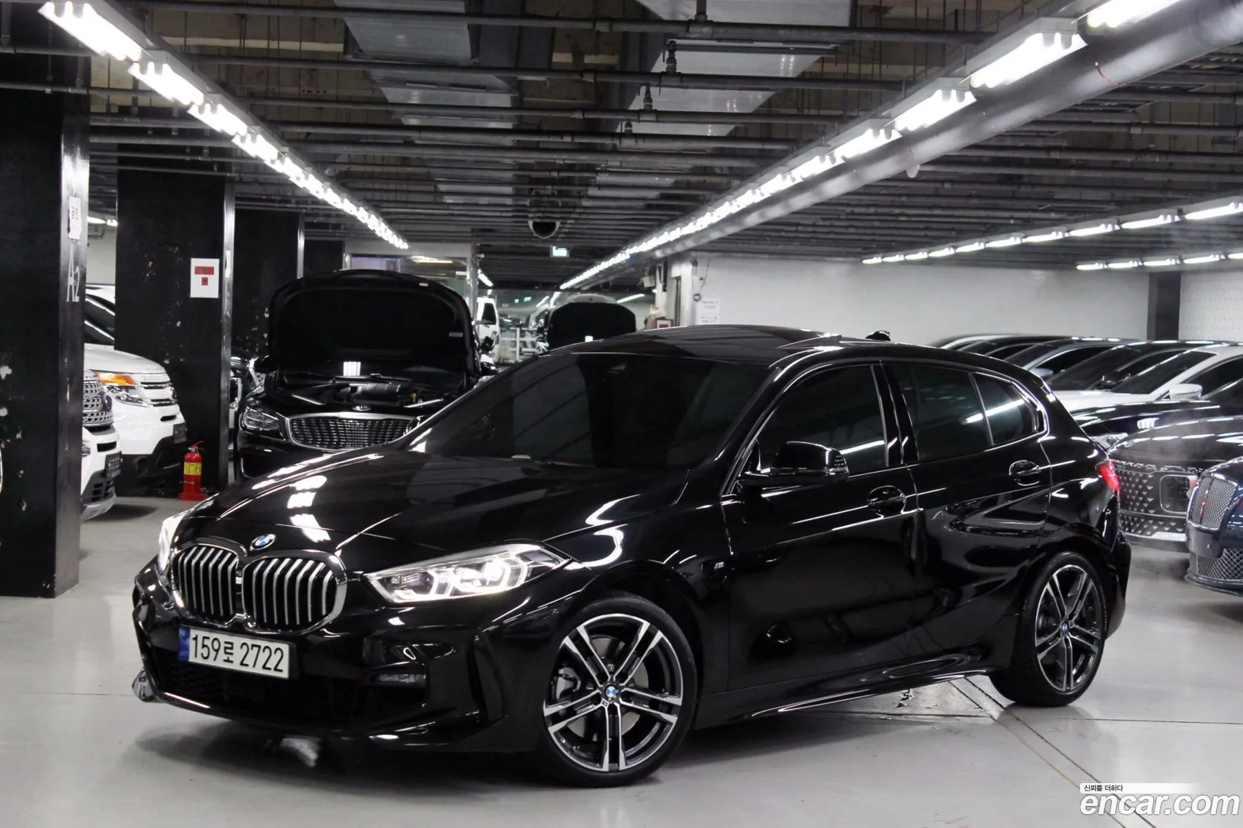 BMW 1 Series 2023 — 17