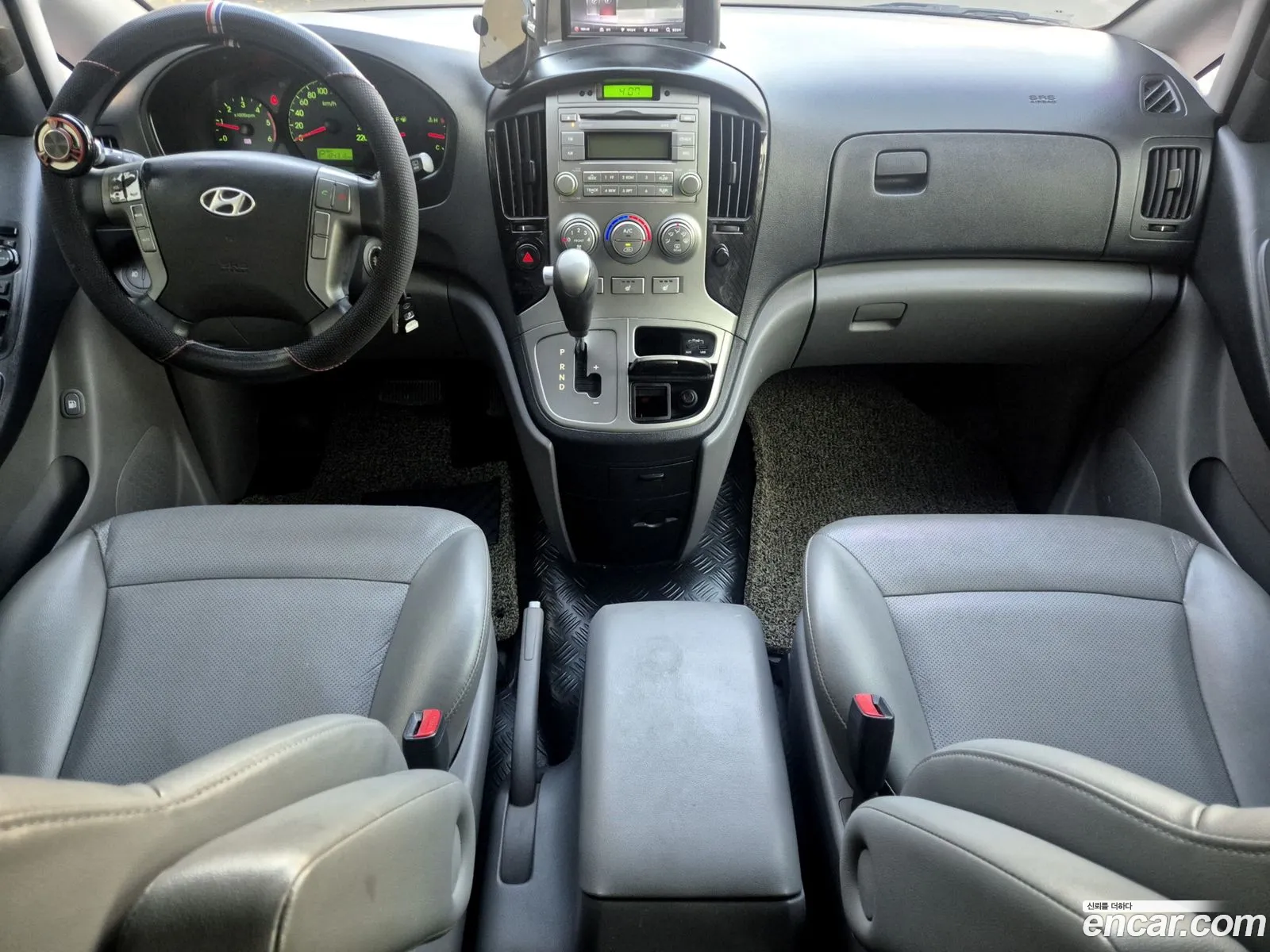 Hyundai Grand Starex 2012 — 20