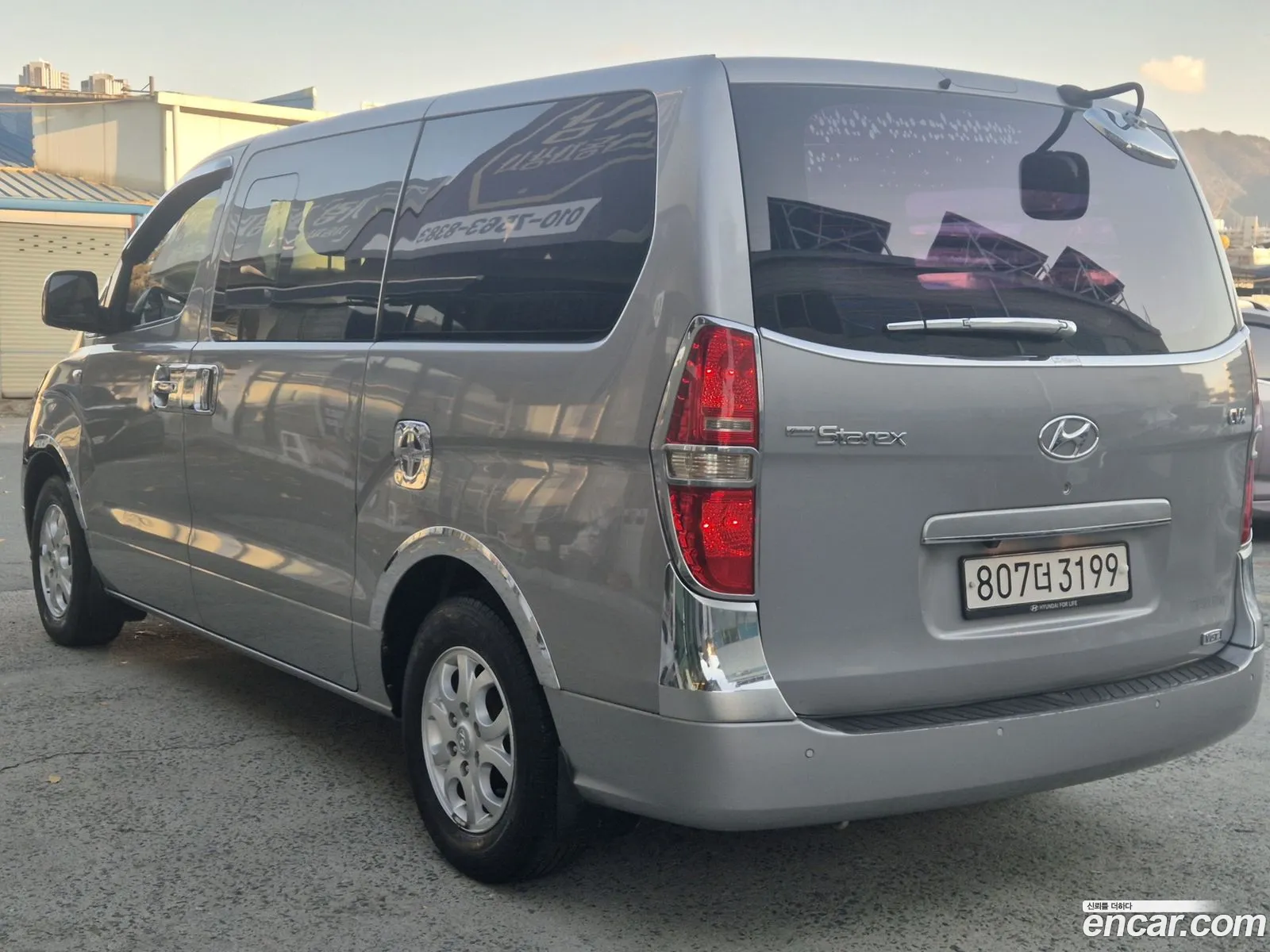 Hyundai Grand Starex 2012 — 13