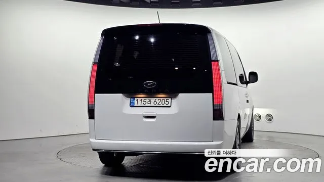 Hyundai Staria 2022 — 11