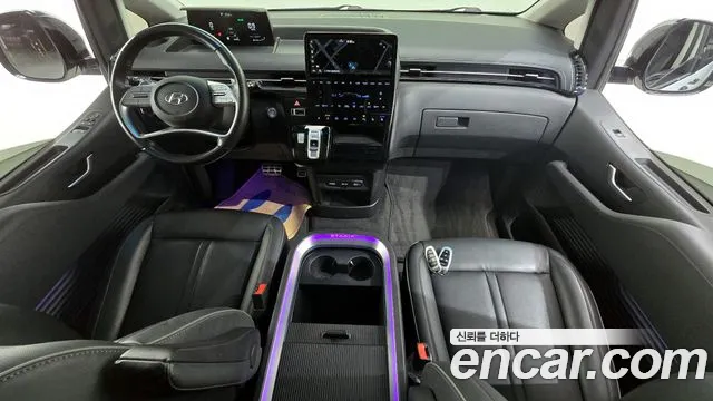 Hyundai Staria 2022 — 5