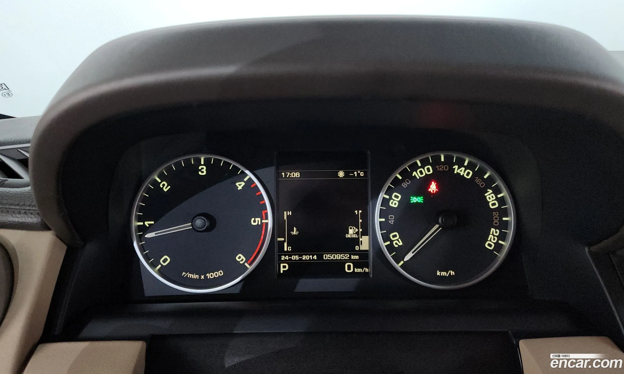 Land Rover Discovery 4 2015 SALLAAAG6FA749156 — 3