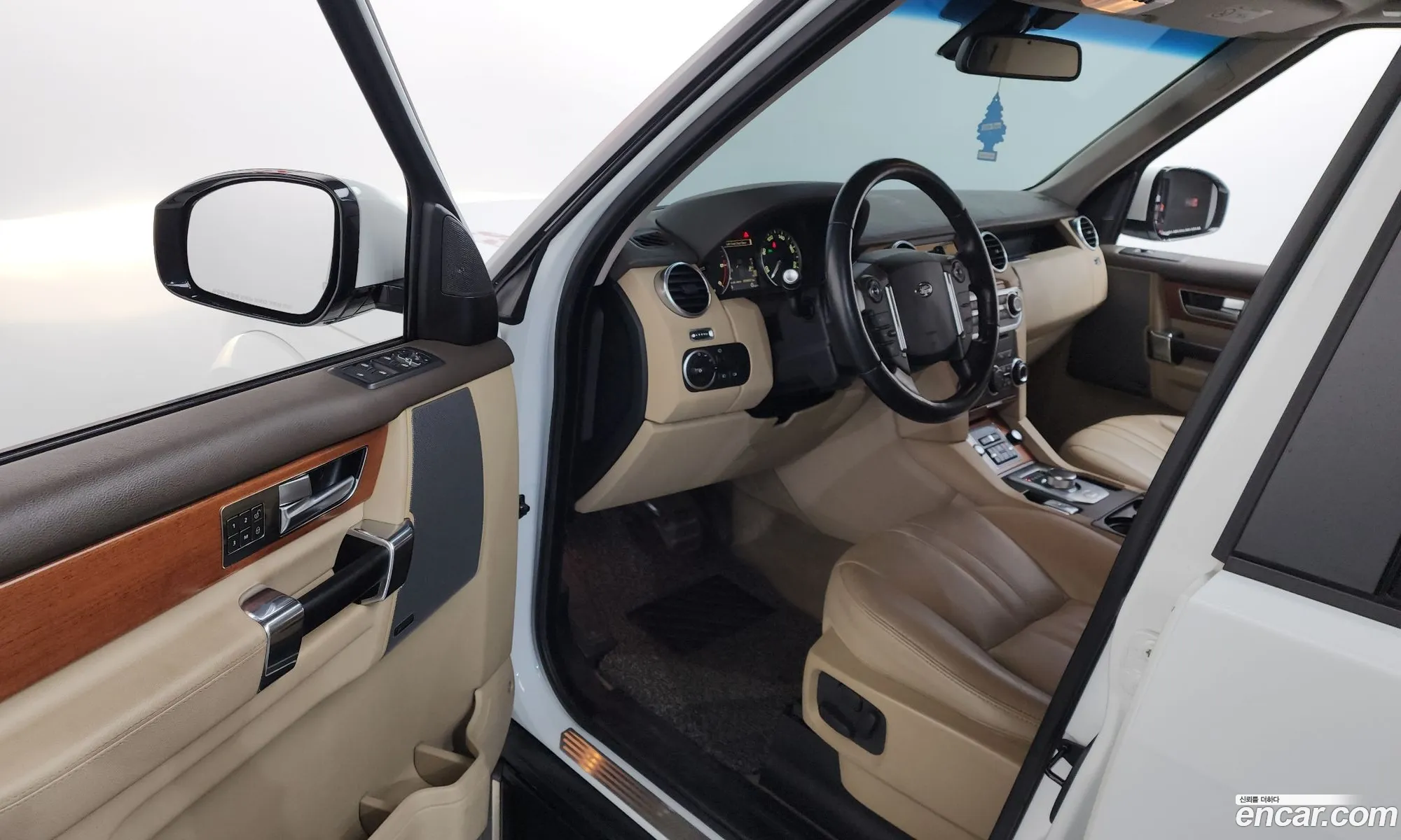 Land Rover Discovery 4 2015 SALLAAAG6FA749156 — 14