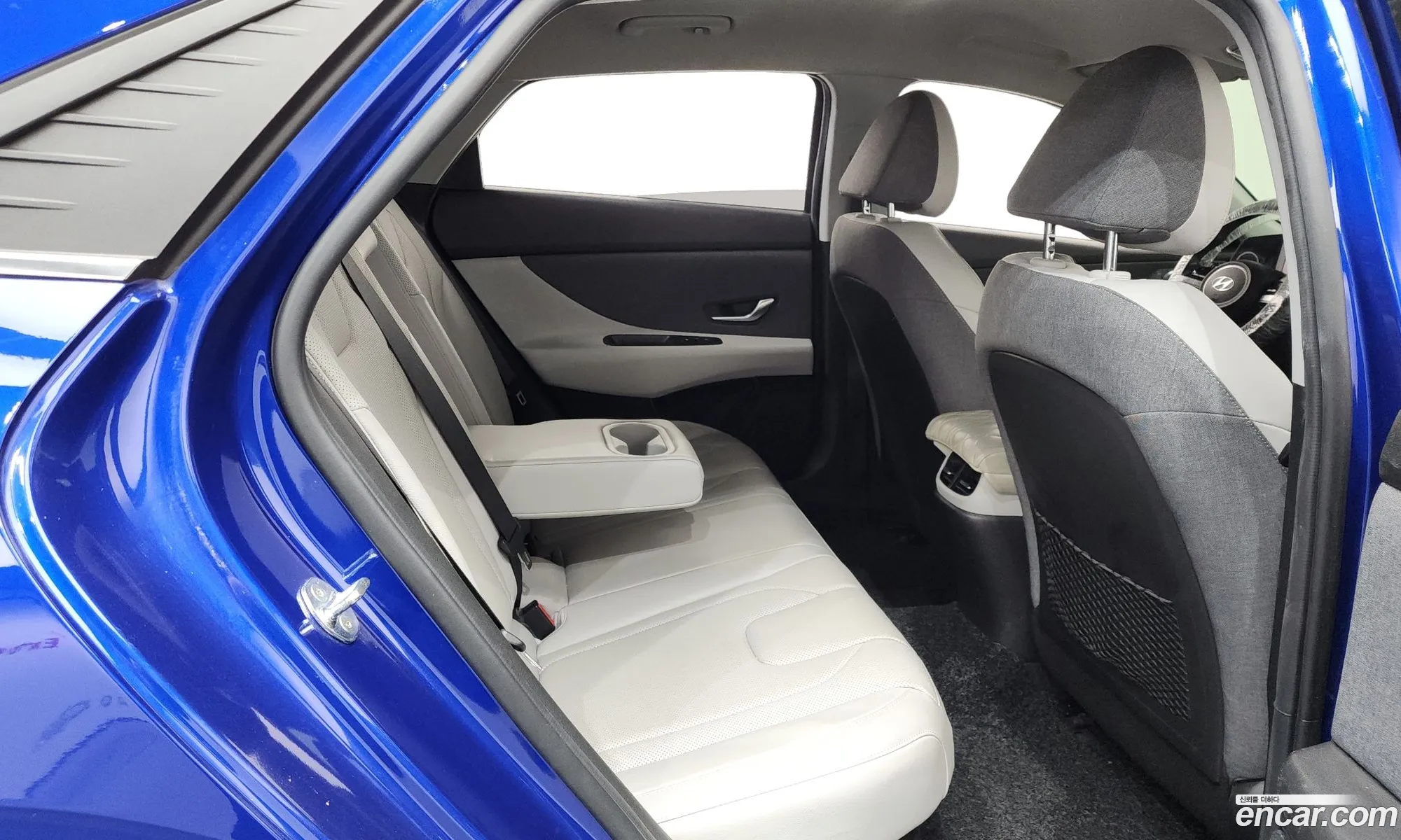 Hyundai Elantra Hybrid 2020 — 2