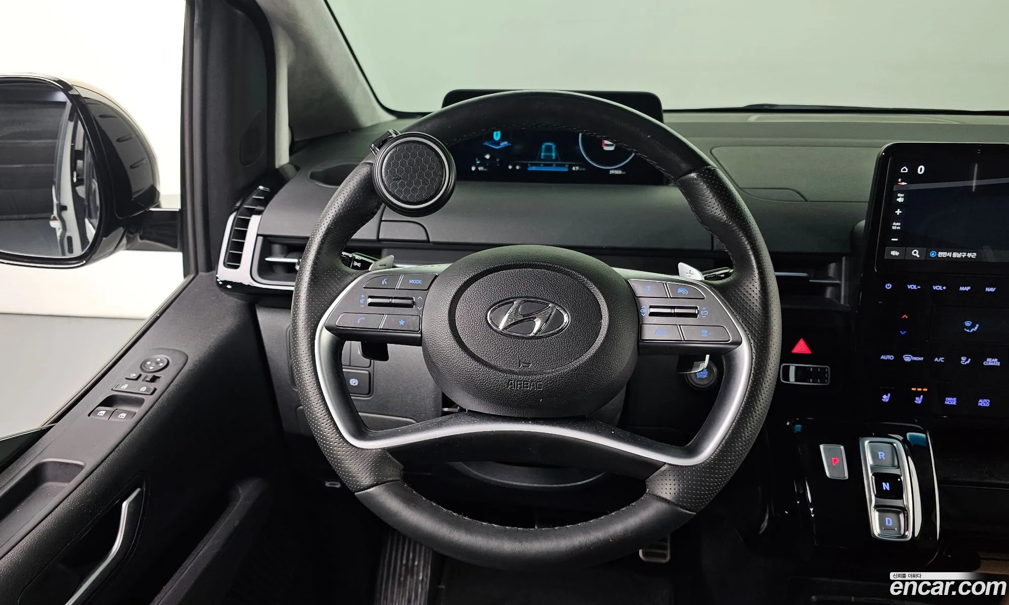 Hyundai Staria 2024 — 4