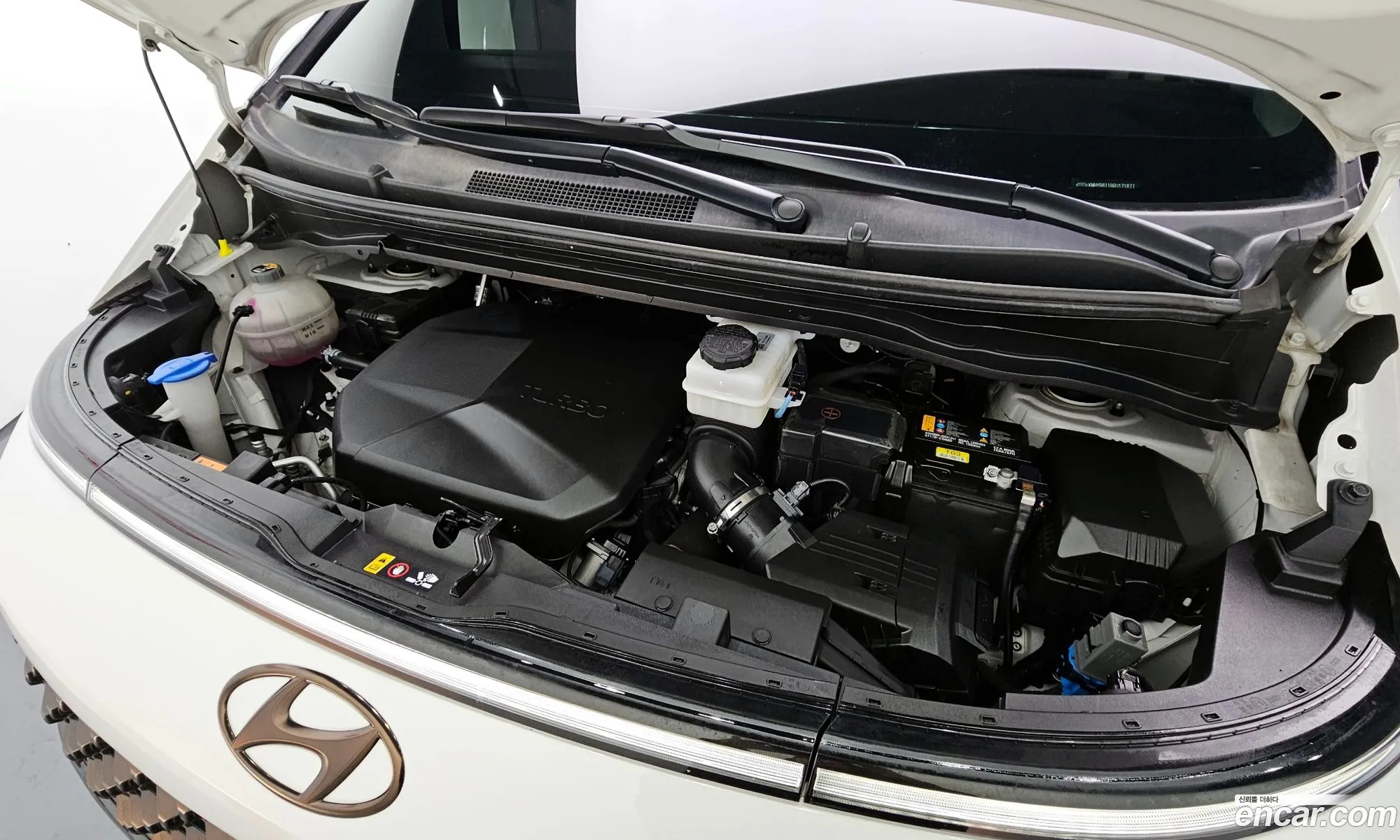 Hyundai Staria 2024 — 8