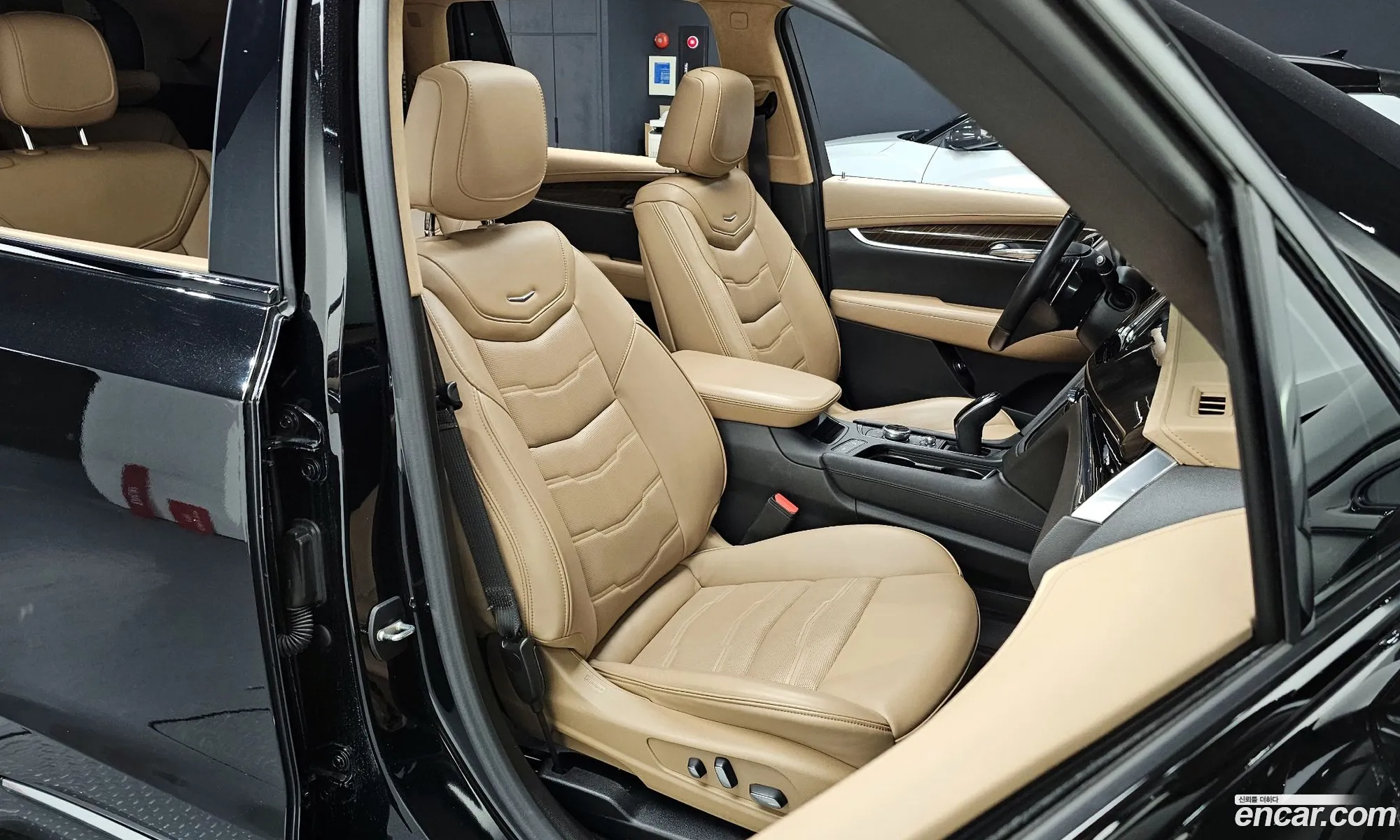Cadillac XT6 2022 — 17