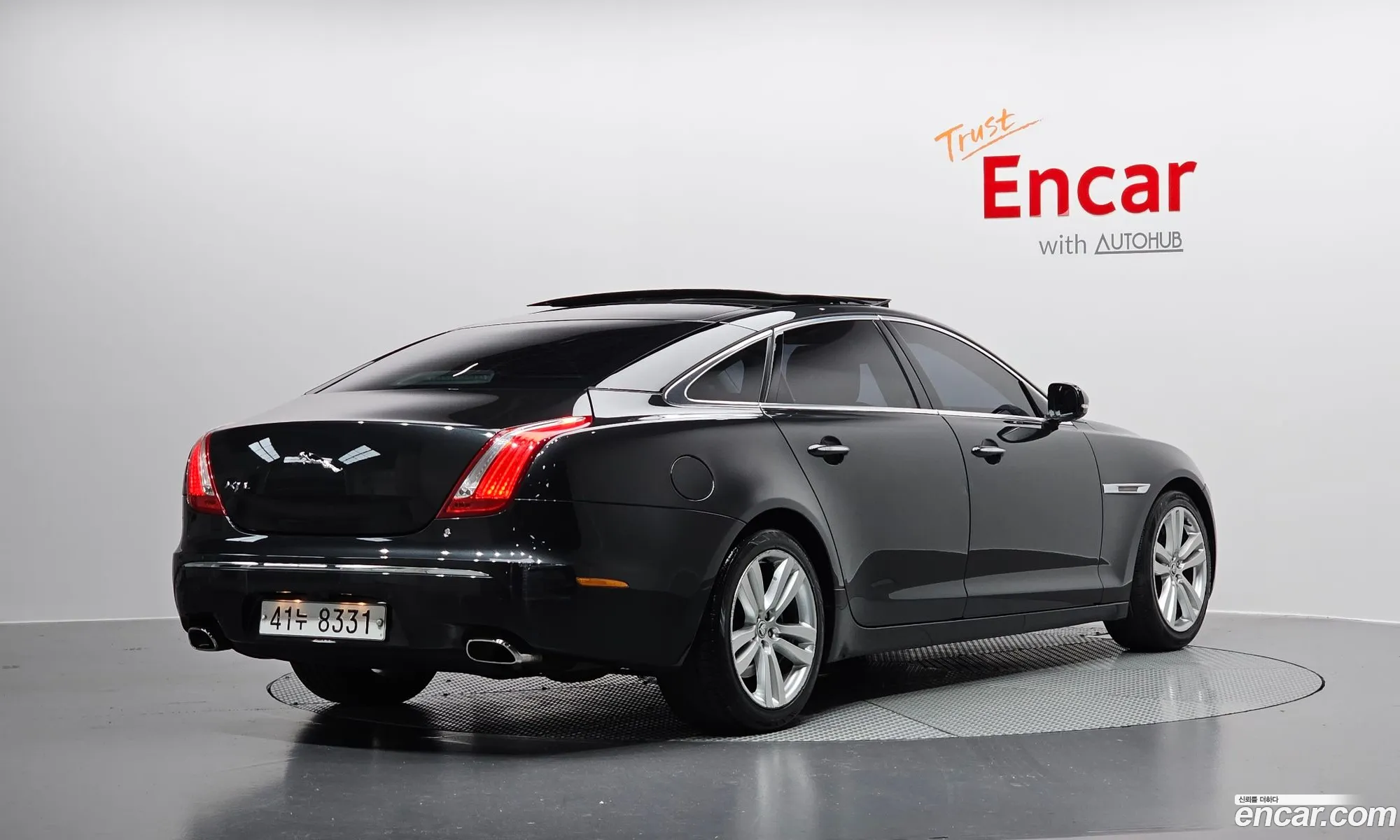 Jaguar XJ 2011 SAJAA22B7BLV11316 — 14