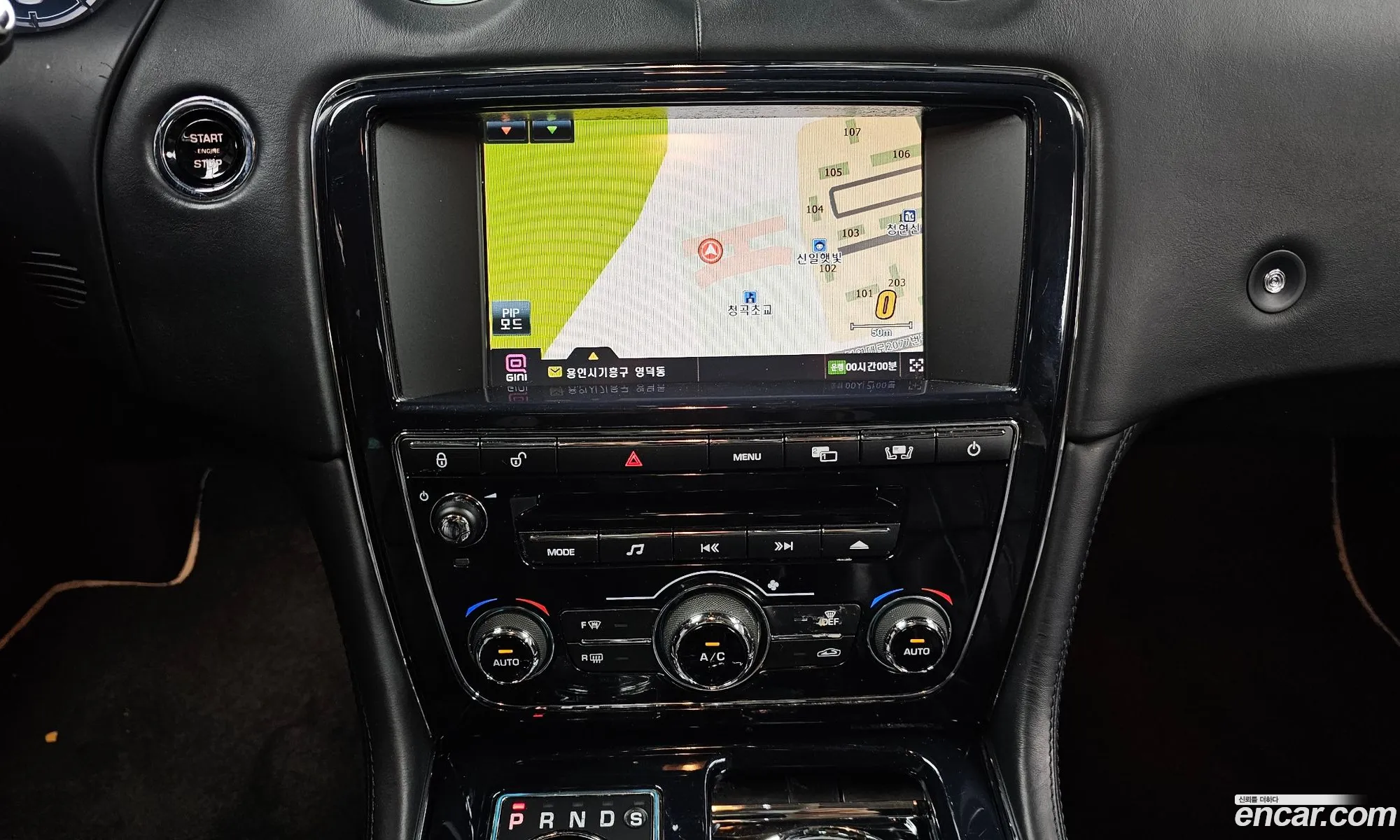 Jaguar XJ 2011 SAJAA22B7BLV11316 — 13