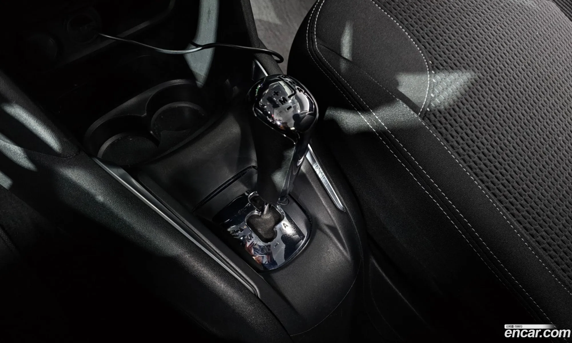 Peugeot 208 2018 VF3CCBHYMKW000293 — 6