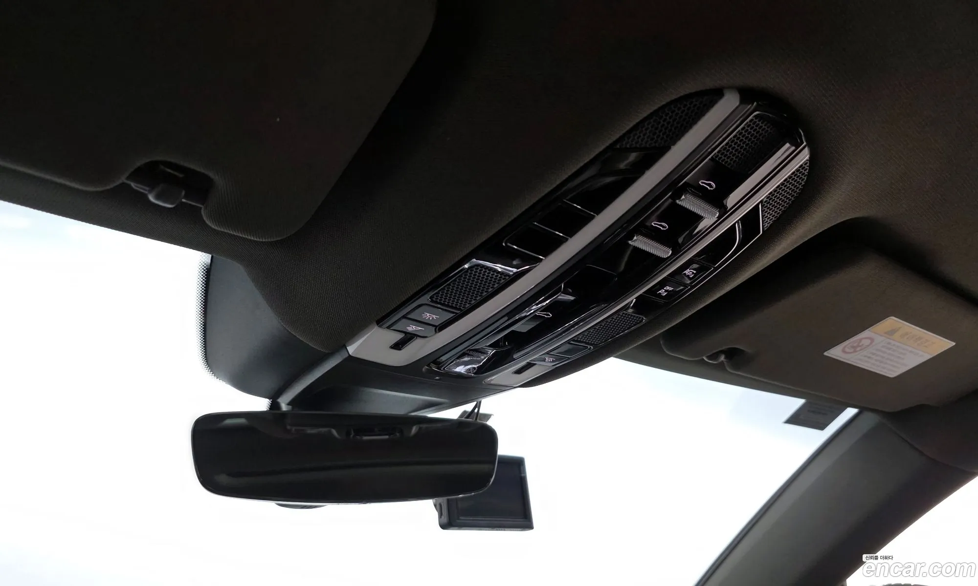 Porsche Panamera 2018 WP0AA297XJL112219 — 9