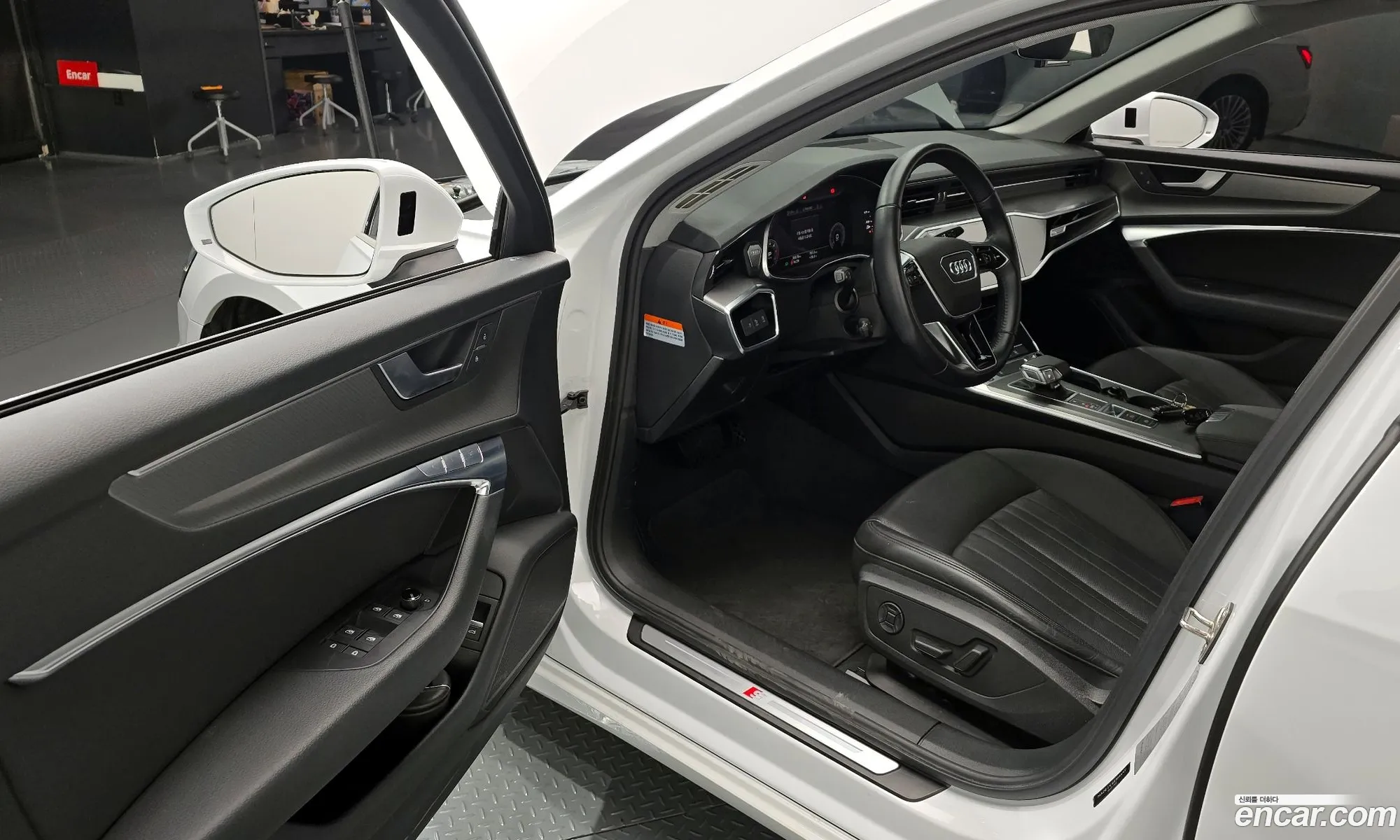 Audi A6 2020 WAUZZZF20LN026340 — 7