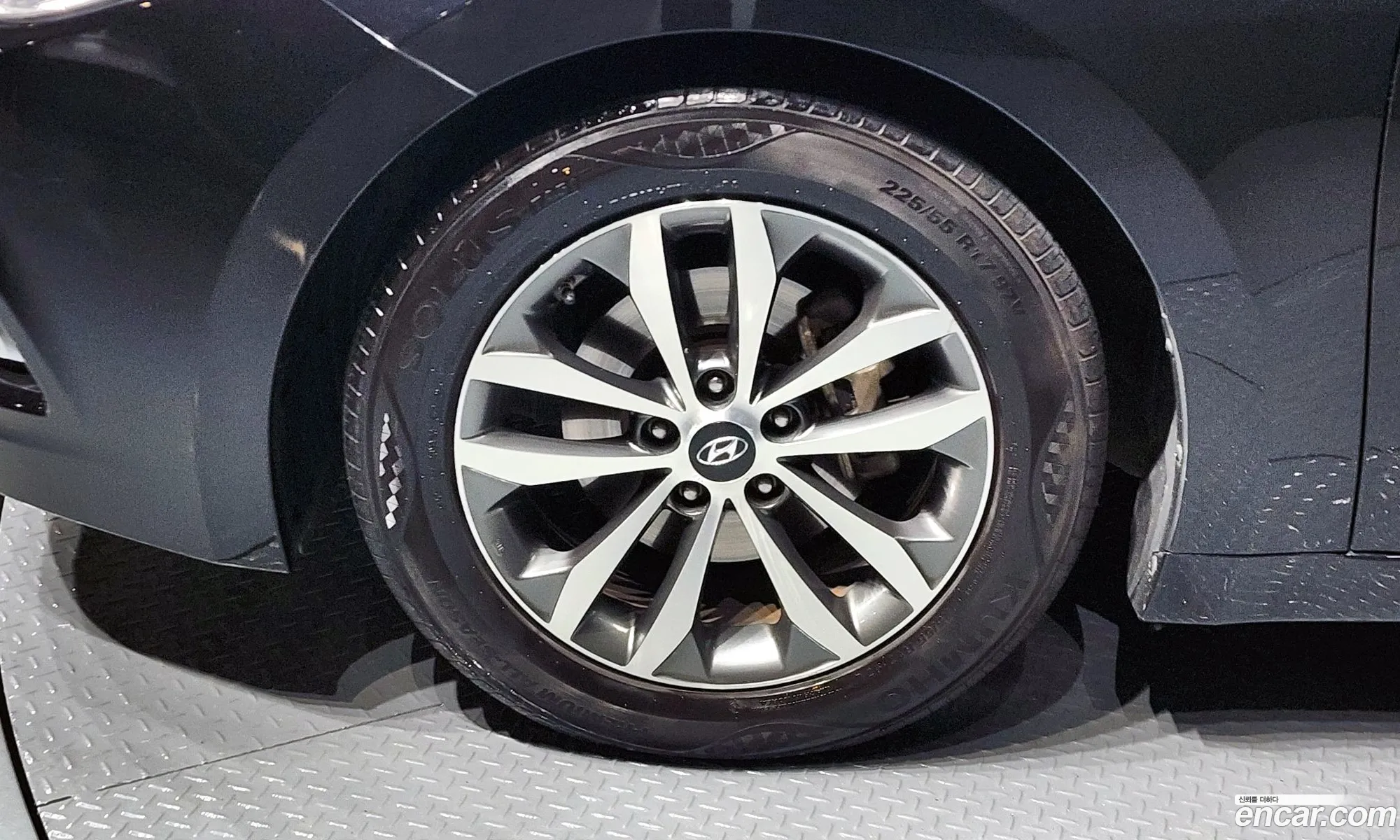 Hyundai Grandeur HG 2012 — 16