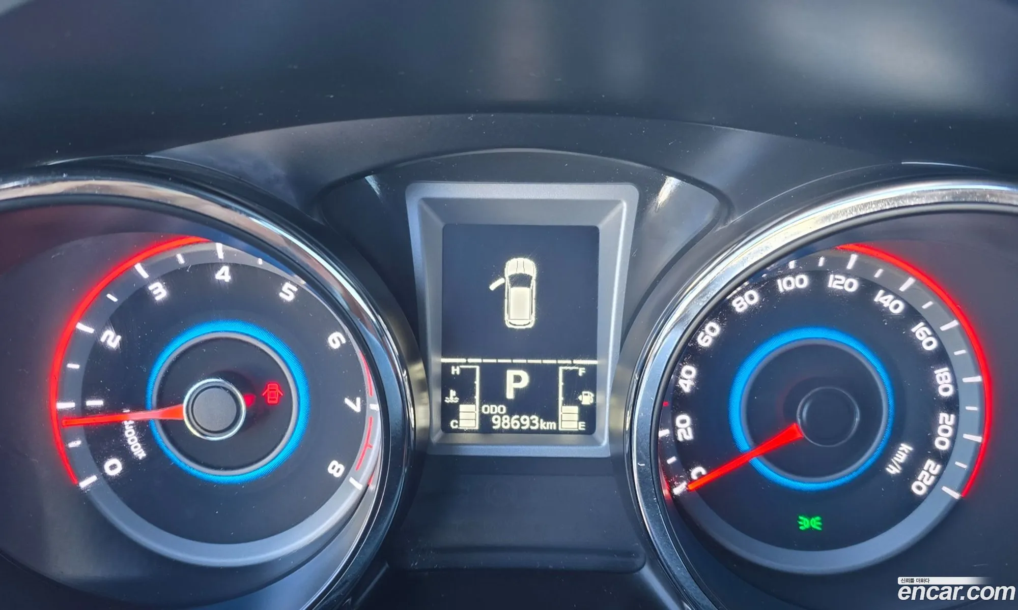KG Mobility (SsangYong) Tivoli Armour 2017 — 12