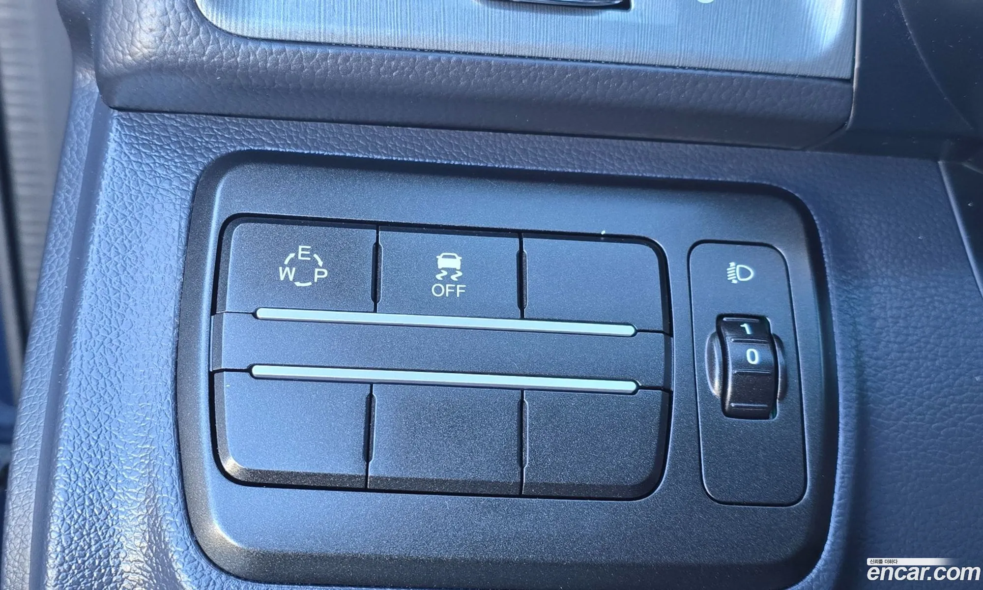KG Mobility (SsangYong) Tivoli Armour 2017 — 17