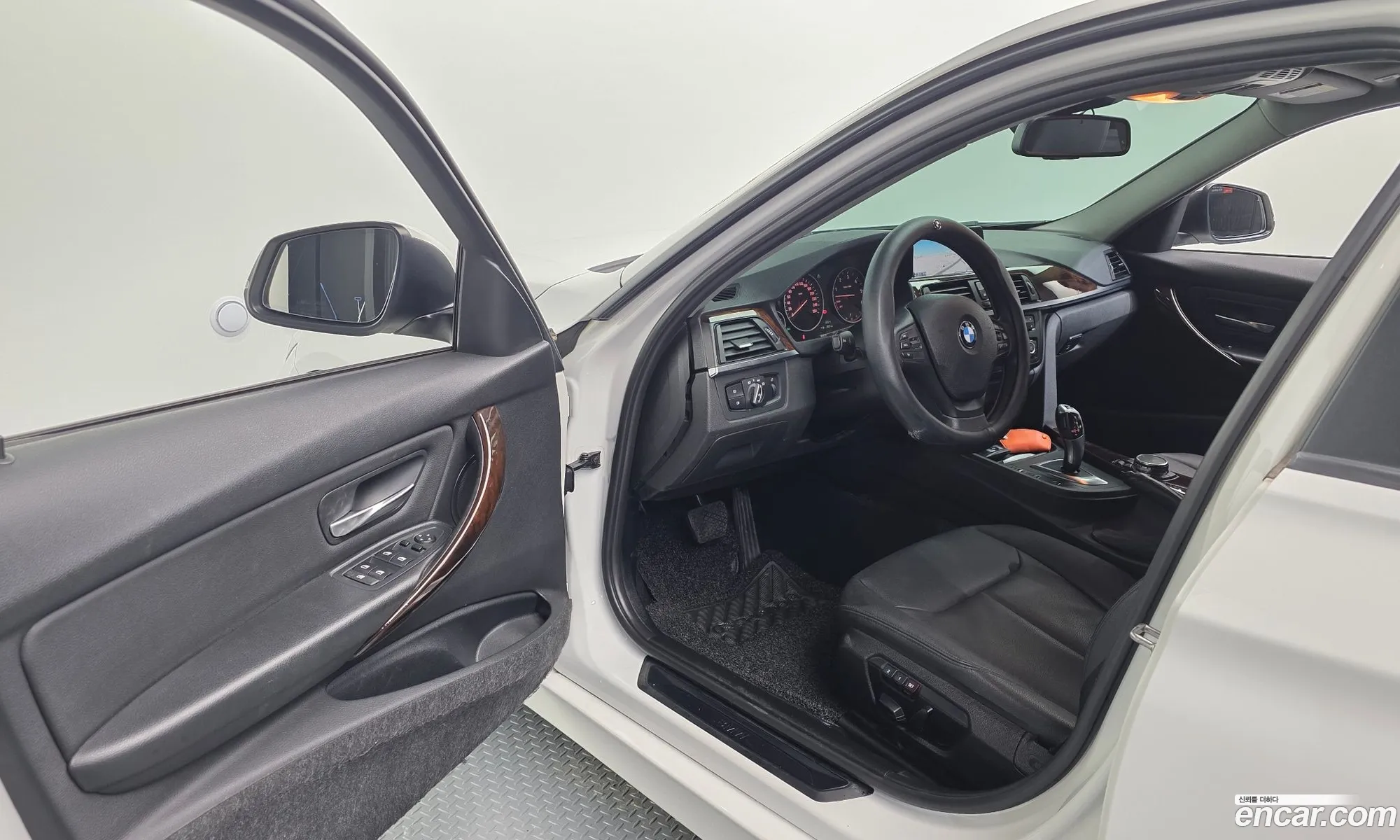 BMW 3 Series 2015 WBA3D310XFK277945 — 15