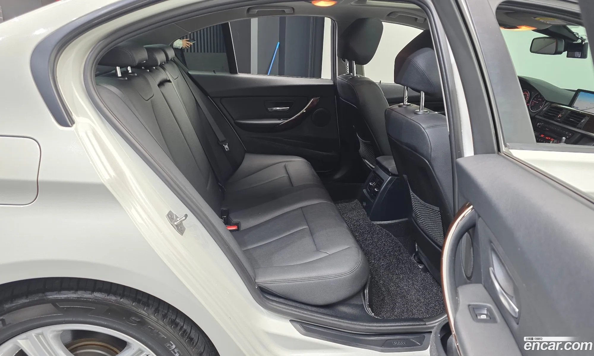 BMW 3 Series 2015 WBA3D310XFK277945 — 8