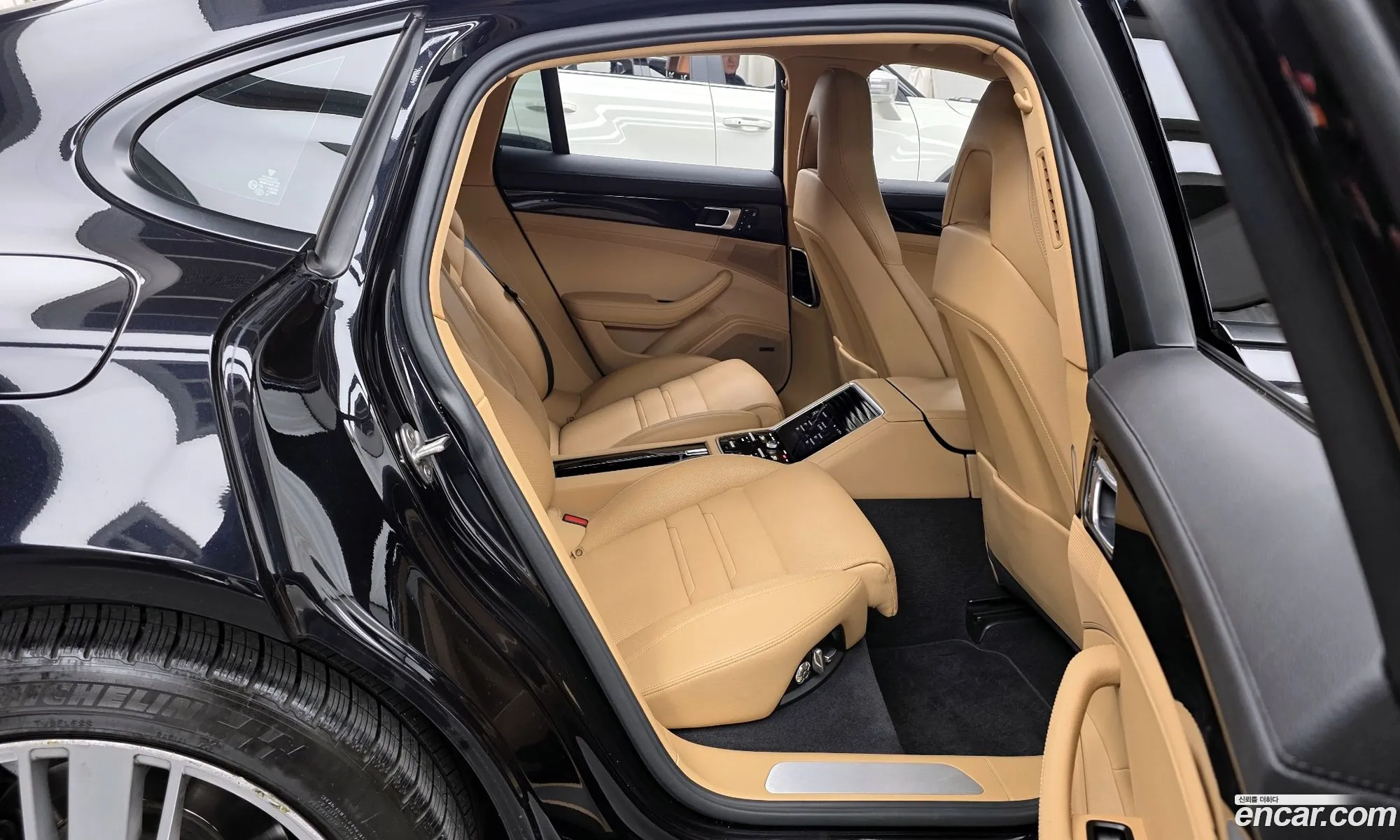 Porsche Panamera 2021 WP0AJ2973ML115886 — 10