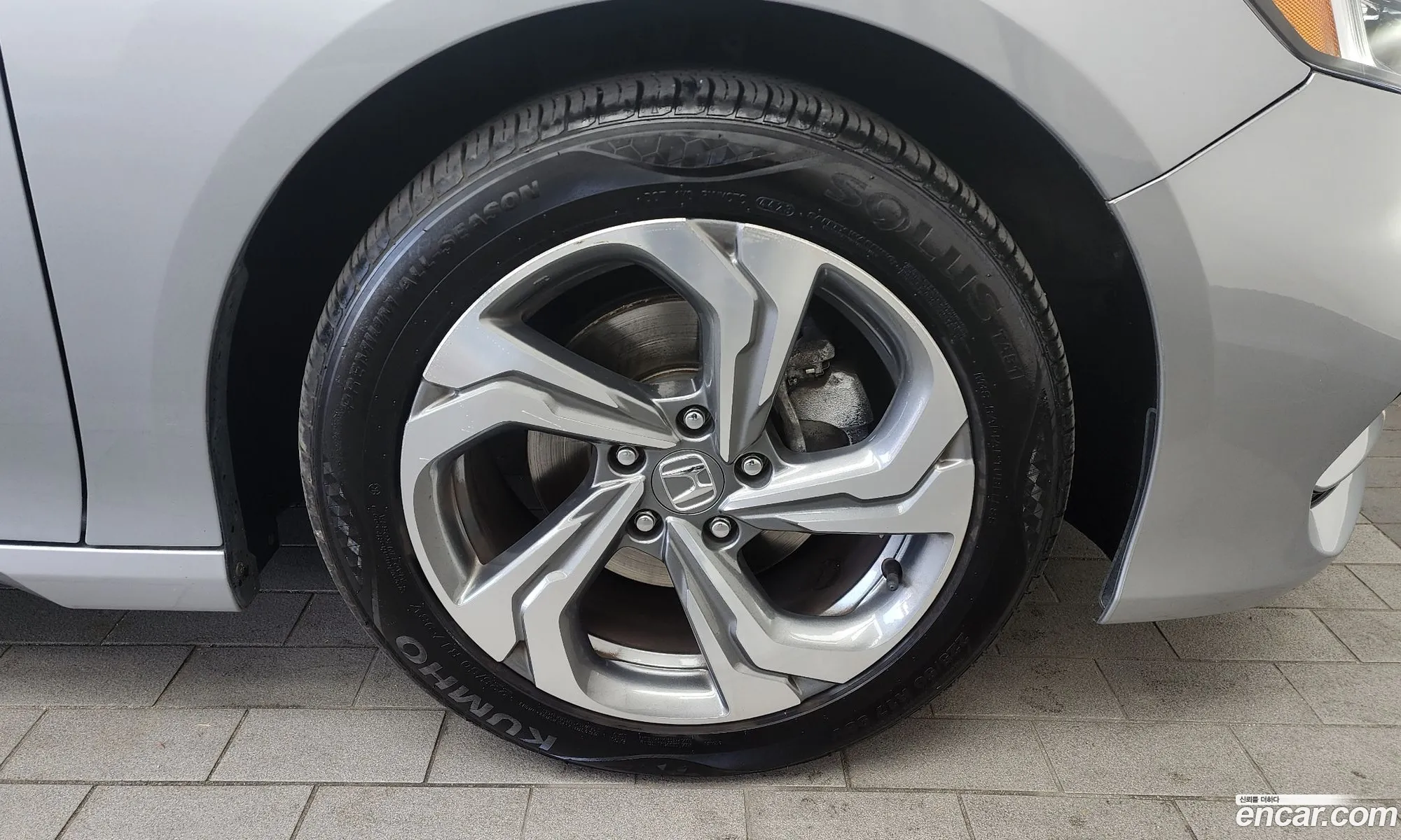 Honda Accord 10th Gen 2019 — 12
