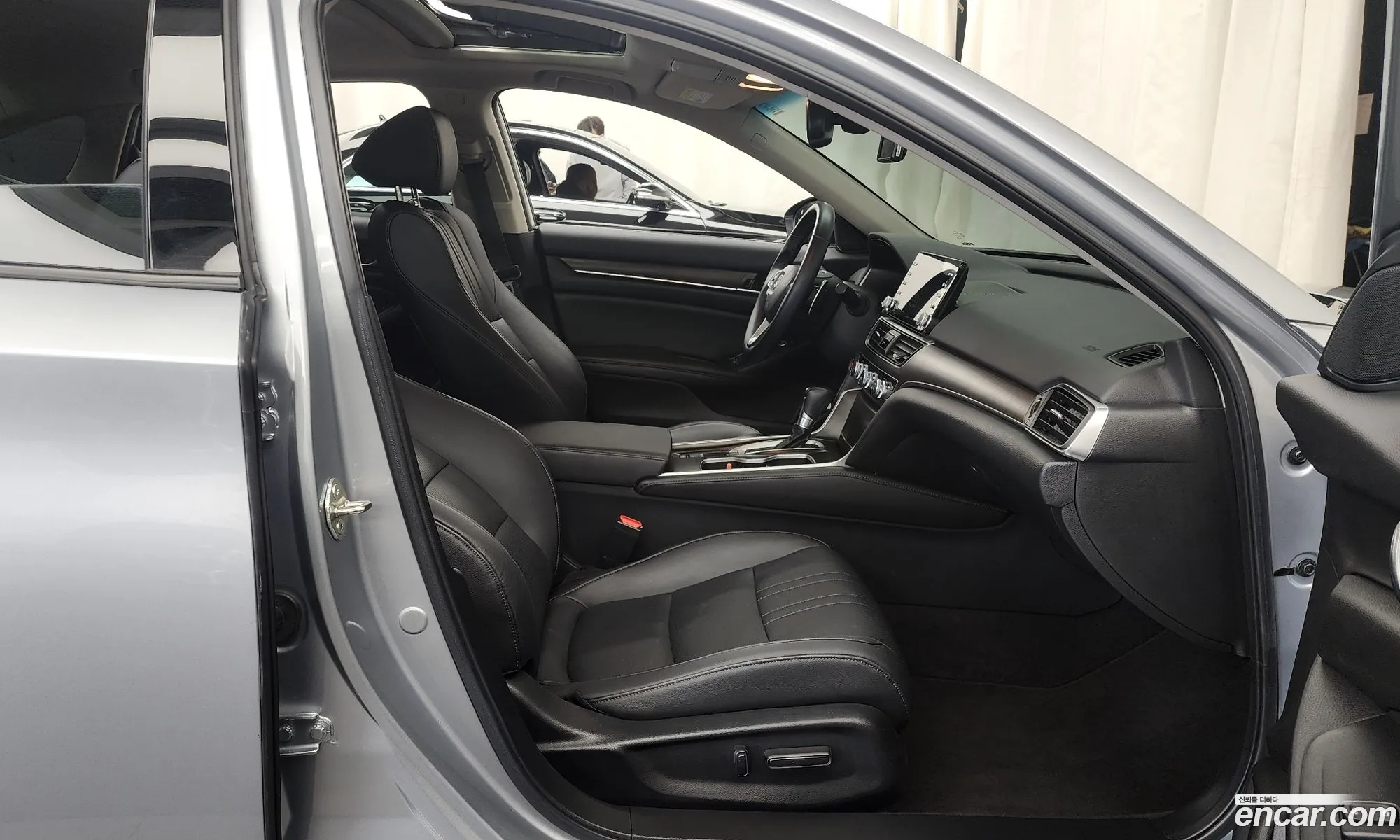 Honda Accord 10th Gen 2019 — 11
