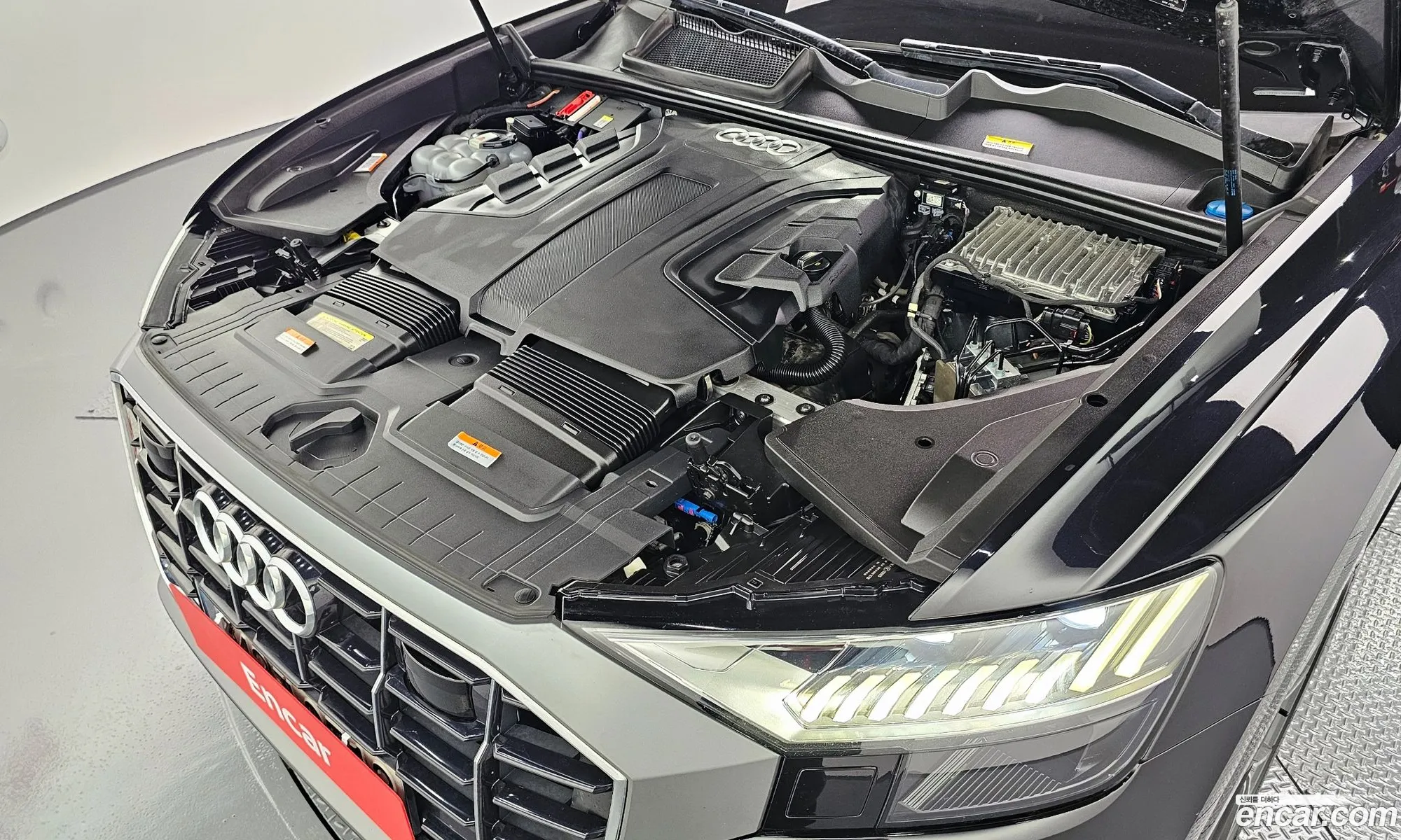 Audi Q8 2021 WAUZZZF17MD003314 — 6
