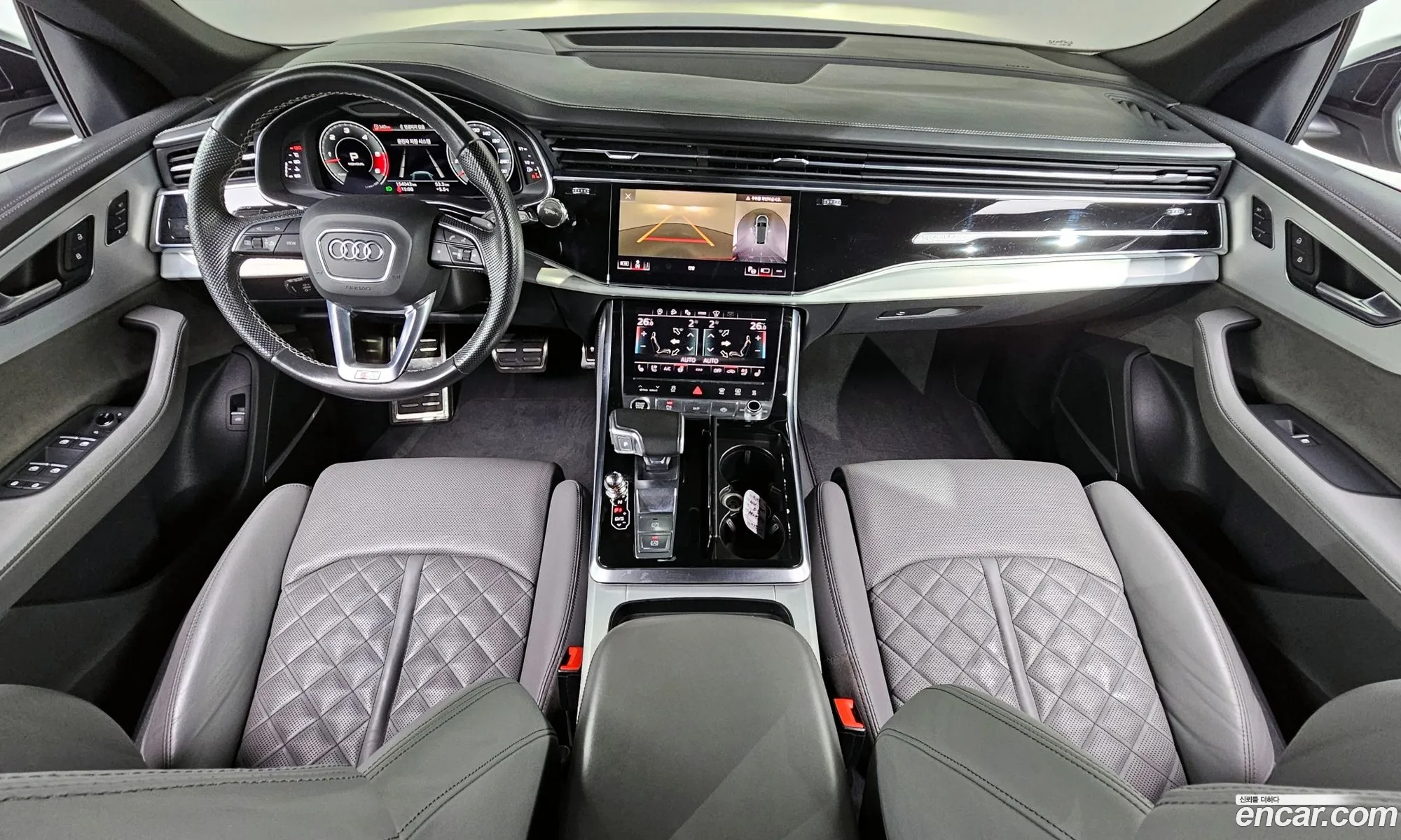 Audi Q8 2021 WAUZZZF17MD003314 — 16