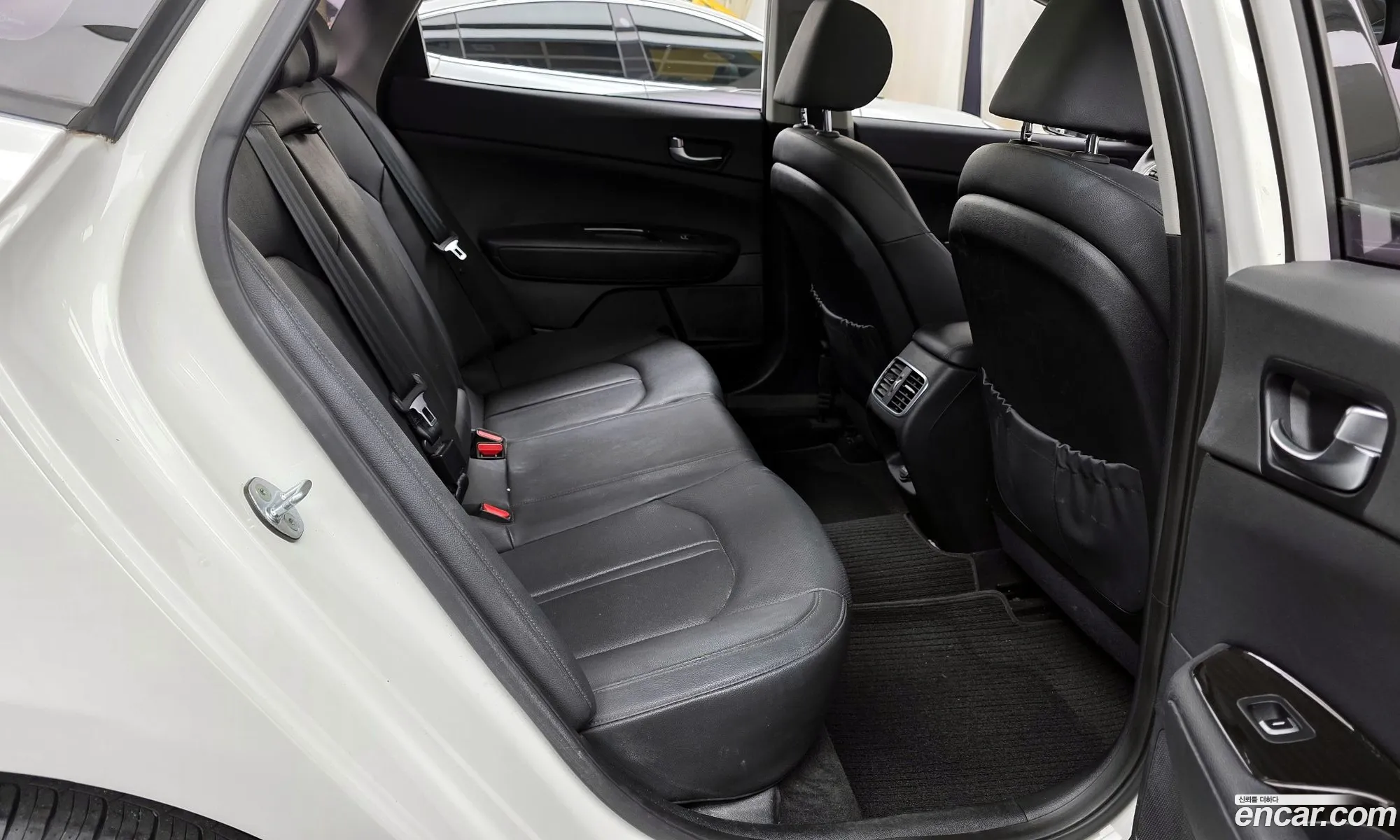 Kia K5 2015 — 12
