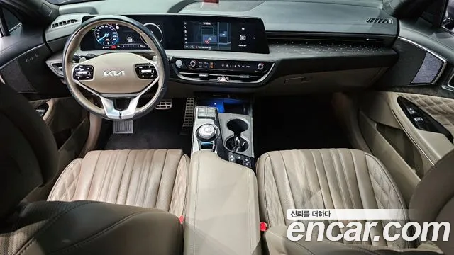 Kia K8 Hybrid 2022 — 5