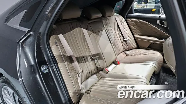 Kia K8 Hybrid 2022 — 19