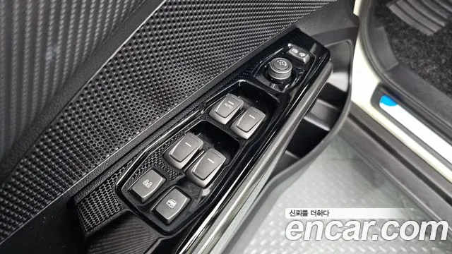 KG Mobility (SsangYong) Tivoli 2019 — 16