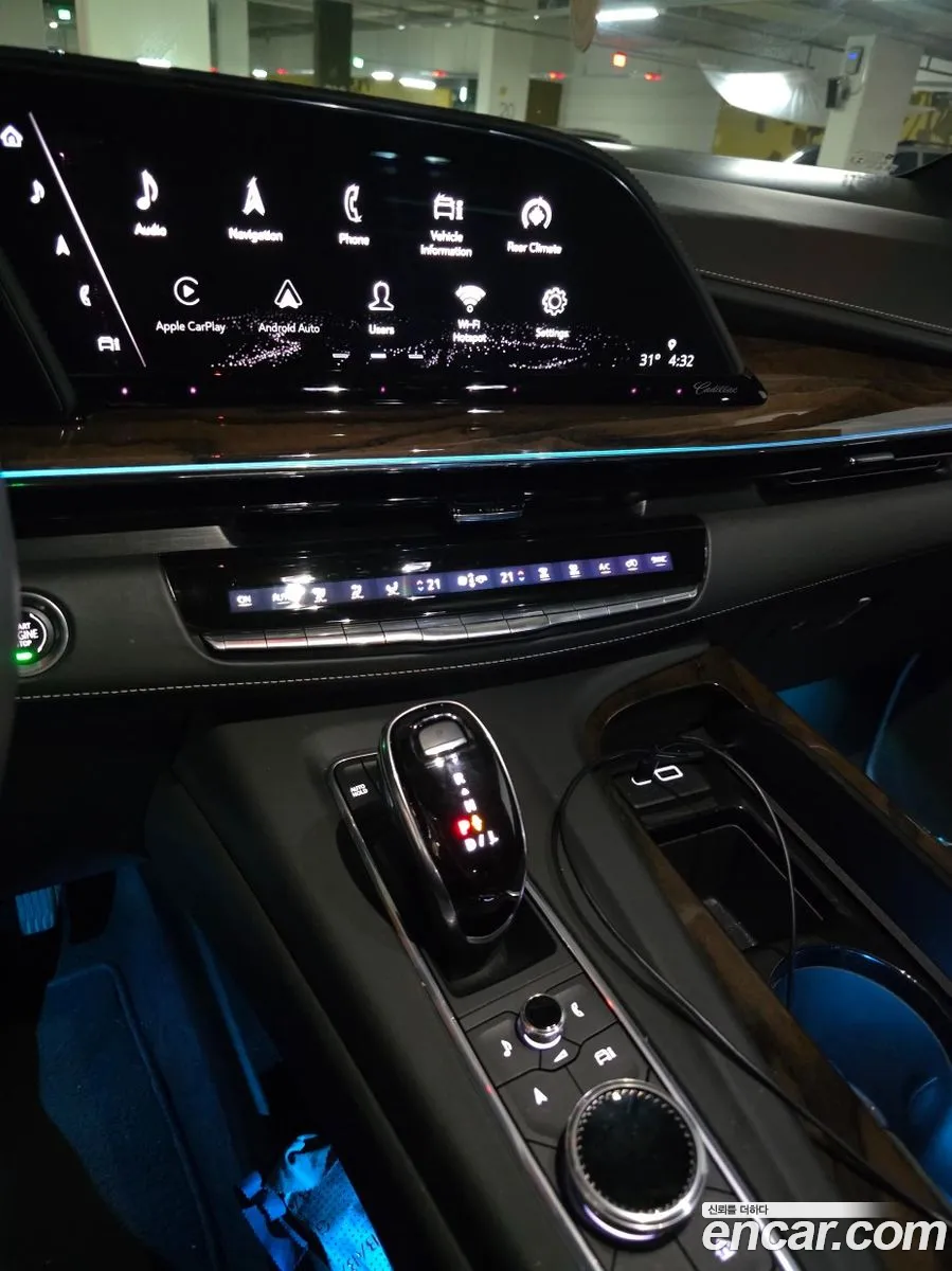 Cadillac Escalade 2021 — 10