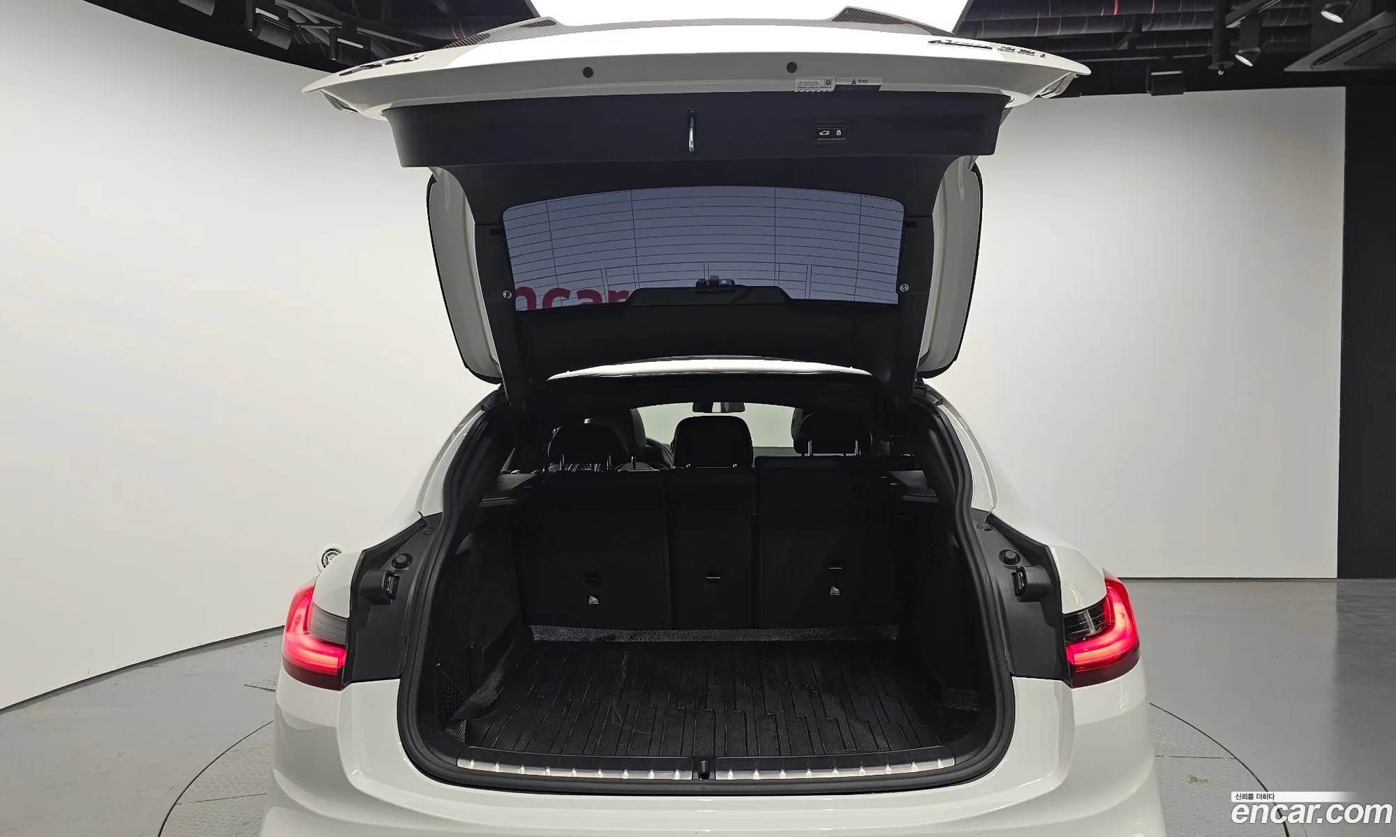 BMW X4 2021 WBA2V9101M9H87121 — 17