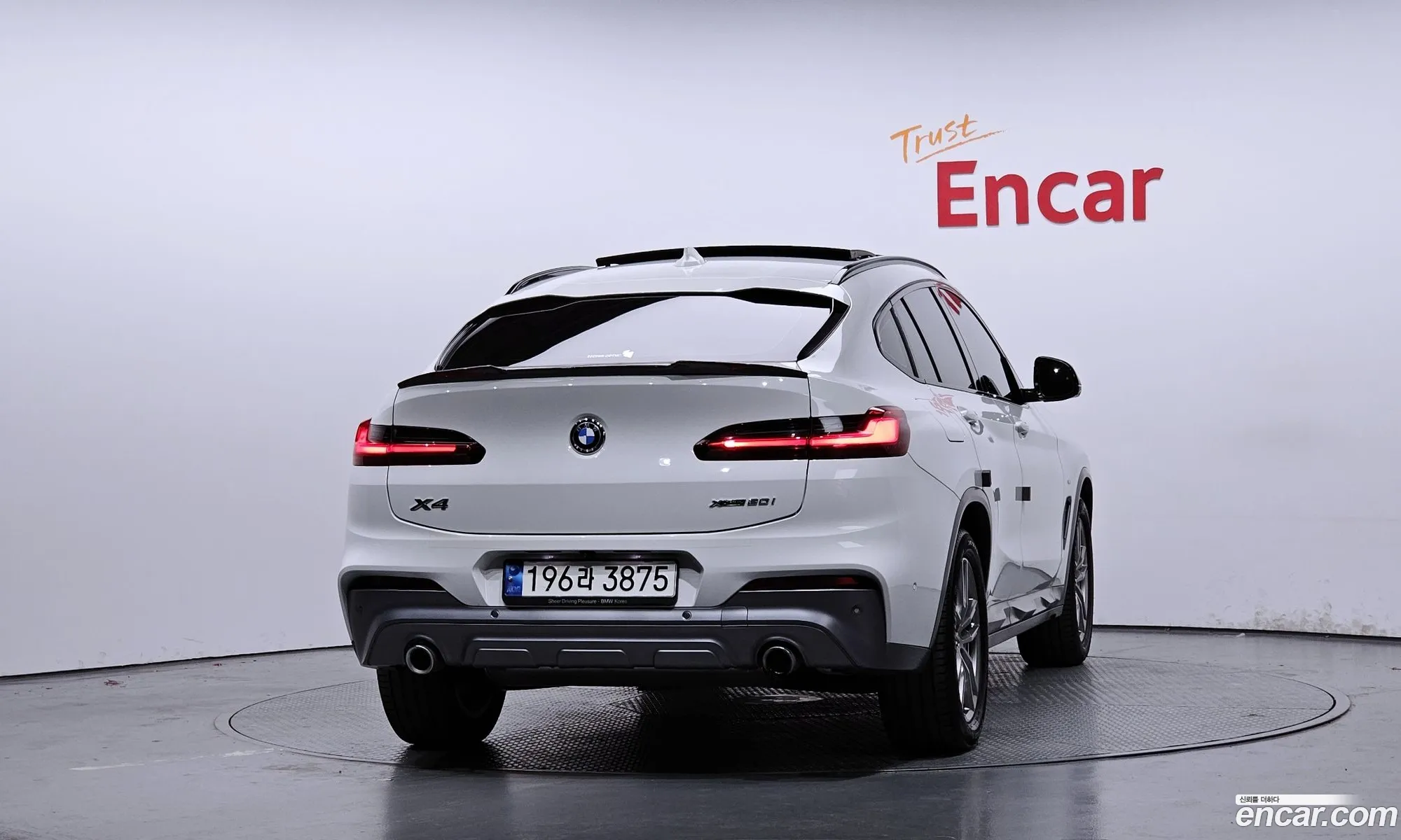 BMW X4 2021 WBA2V9101M9H87121 — 4