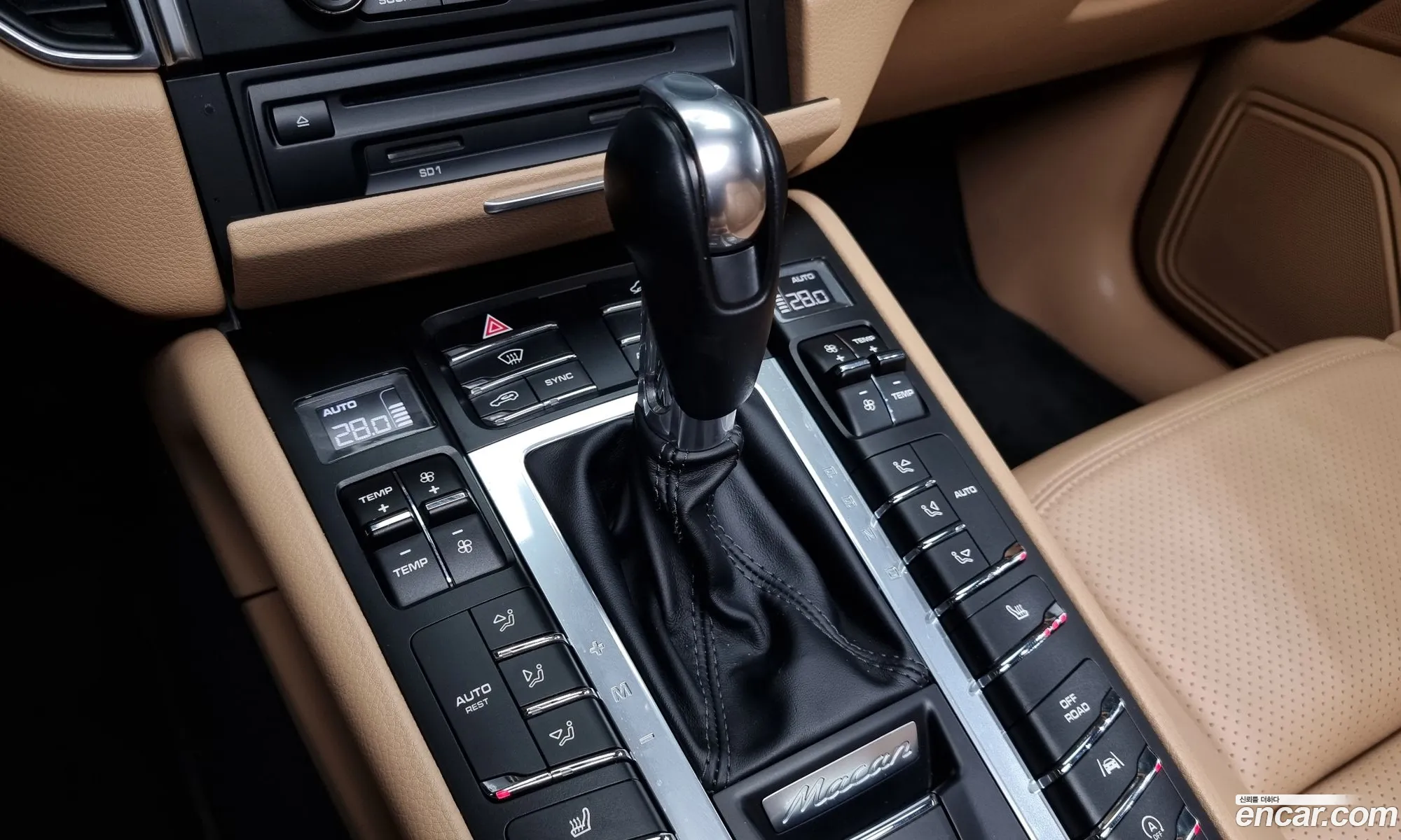 Porsche Macan 2017 WP1AA2956HLB23323 — 18