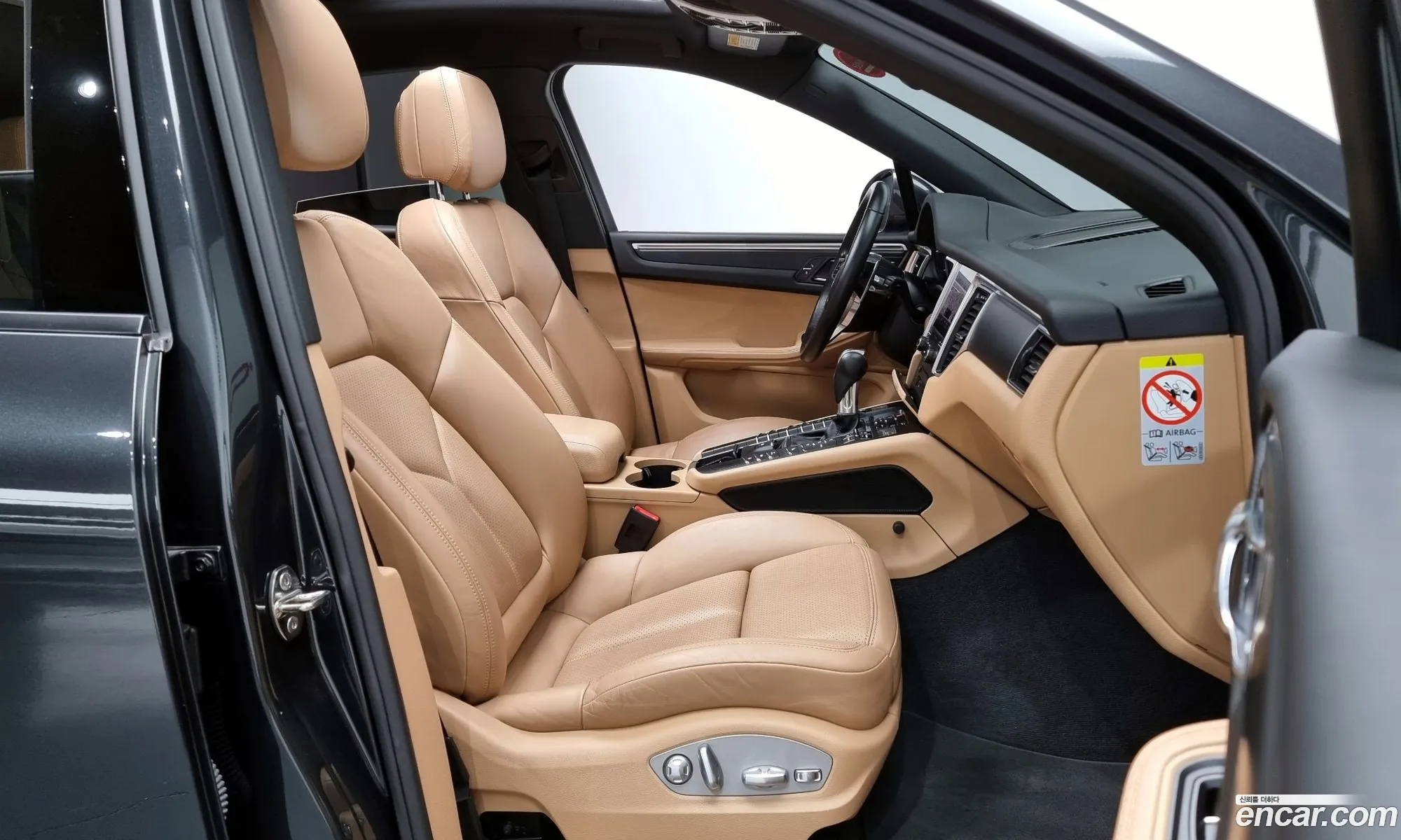 Porsche Macan 2017 WP1AA2956HLB23323 — 13