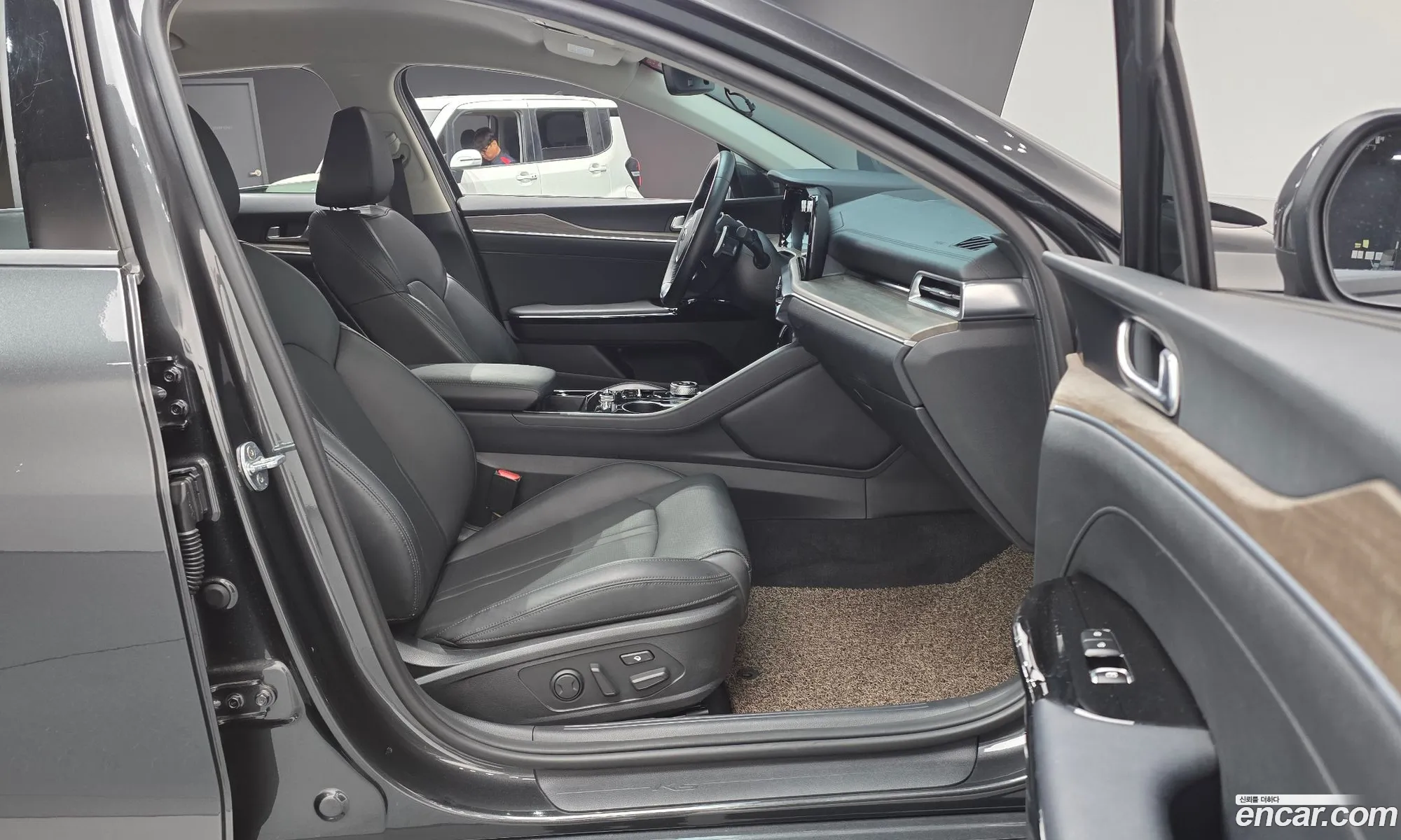 Kia K5 2020 — 8