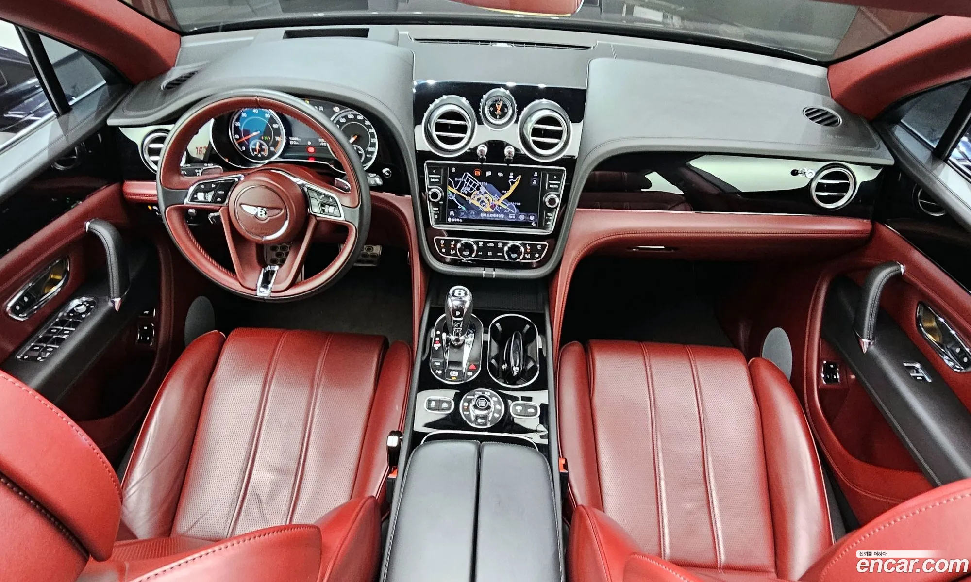 Bentley Bentayga 2020 SJAAM14V6LC031651 — 10