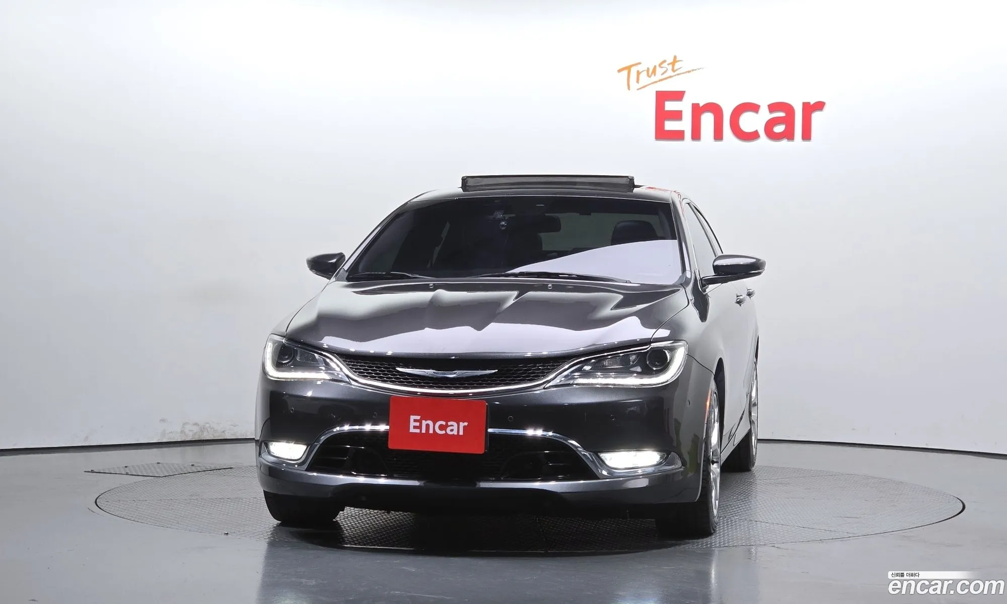 Chrysler 200 2015 1C3CCCCB3FN617637 — 10