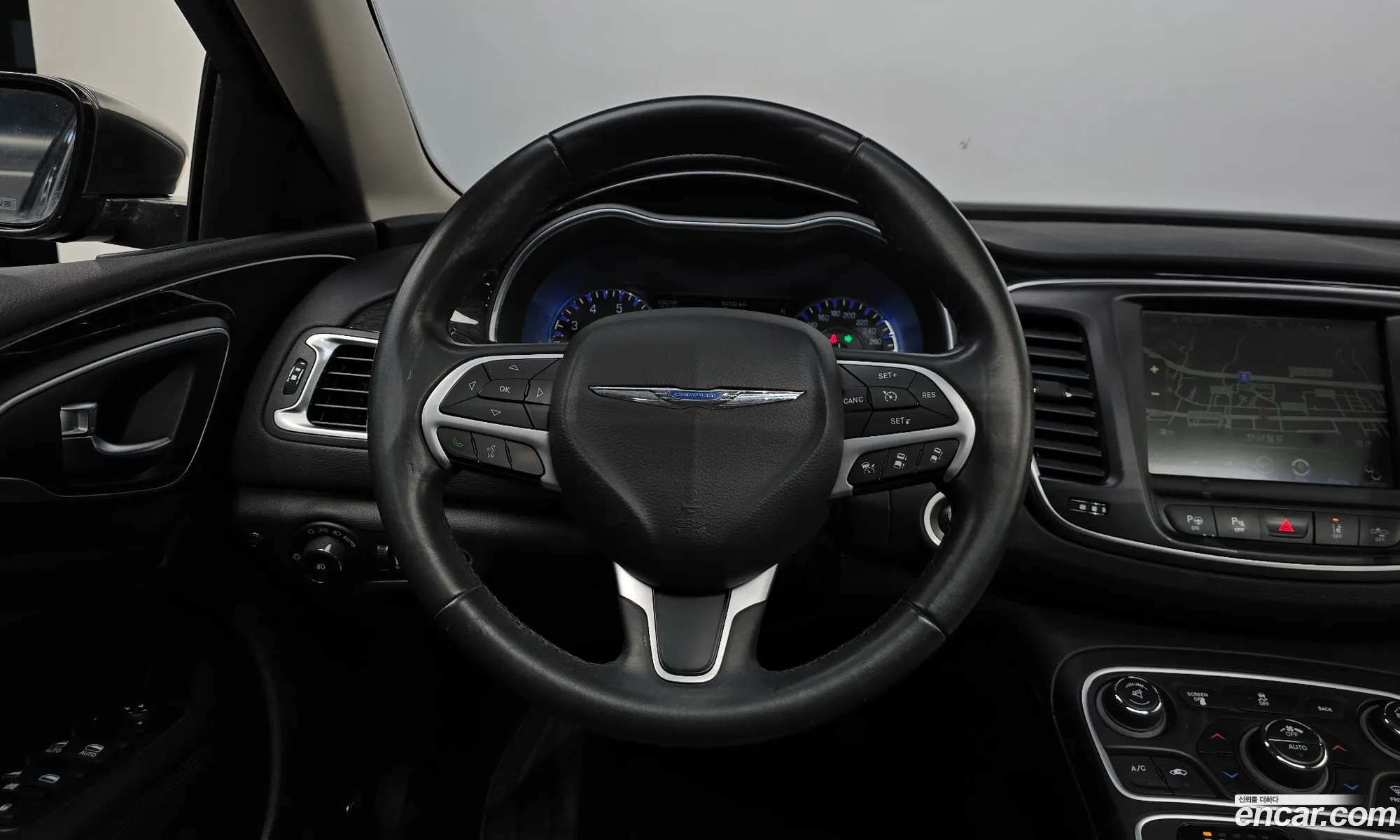 Chrysler 200 2015 1C3CCCCB3FN617637 — 7