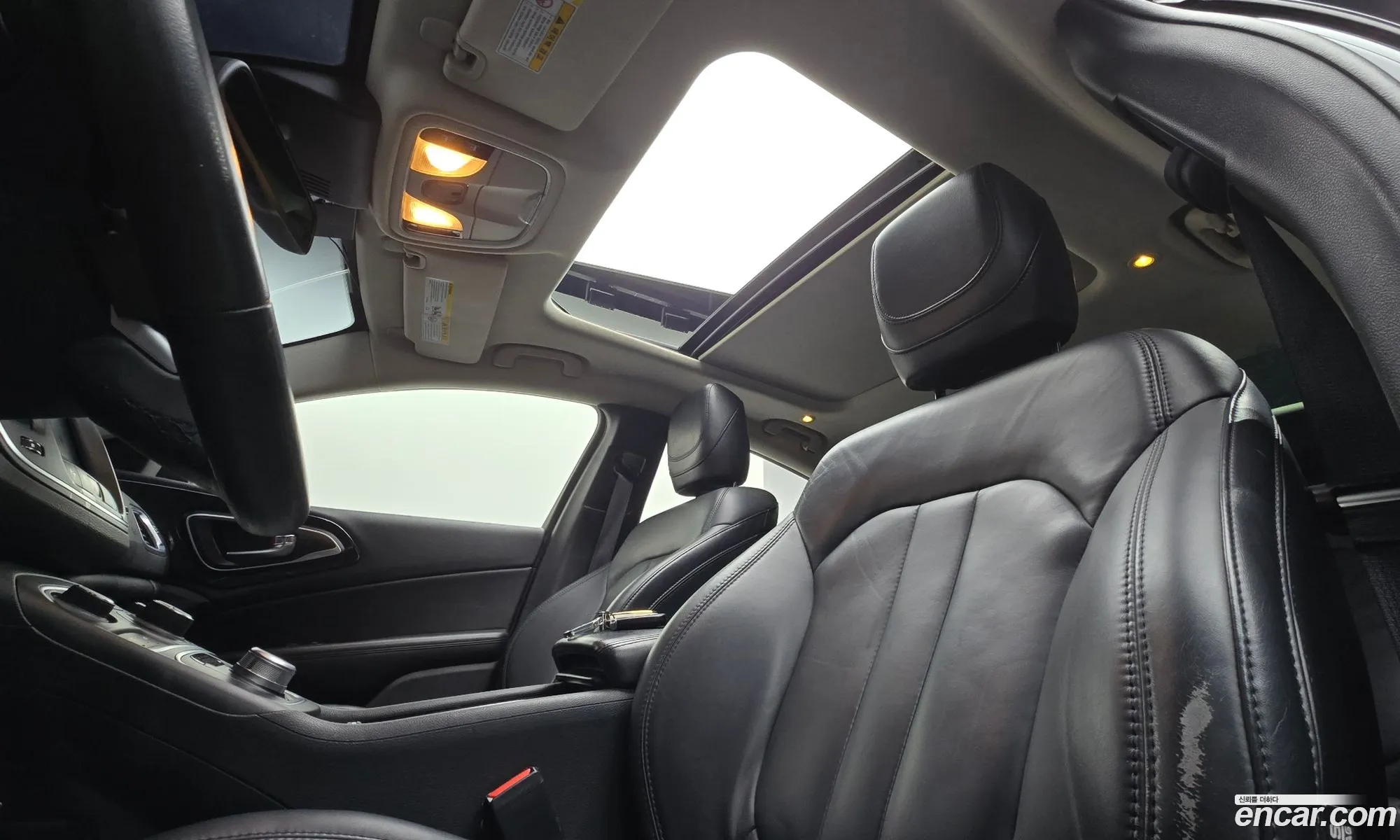 Chrysler 200 2015 1C3CCCCB3FN617637 — 3