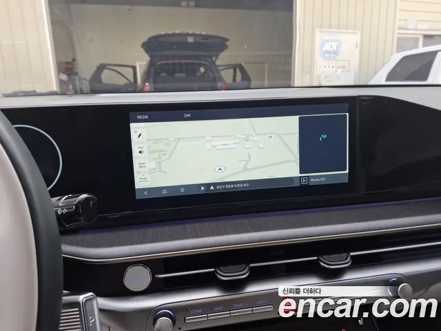 Hyundai Grandeur Hybrid 2023 — 9