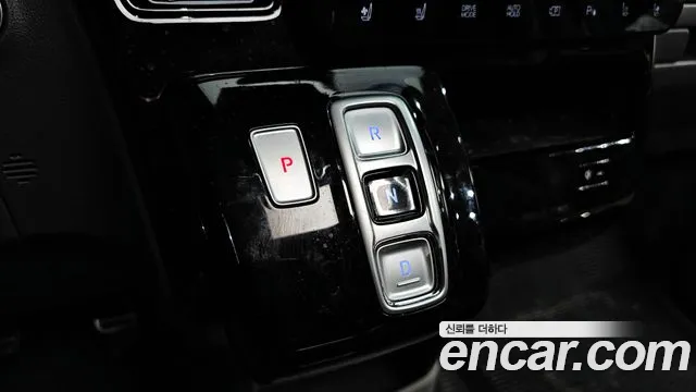 Hyundai Staria 2024 — 15