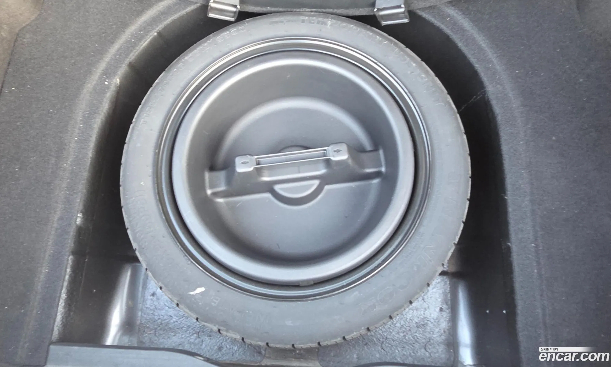 Hyundai Tuscani