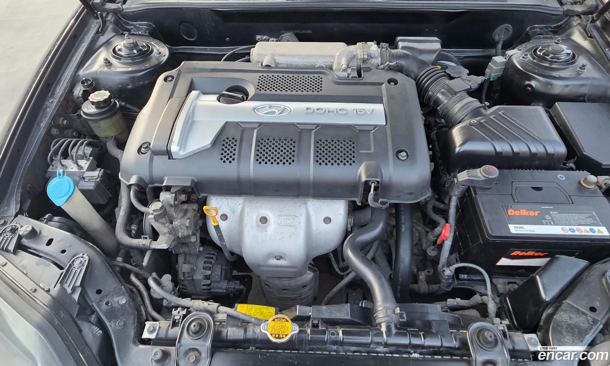 Hyundai Tuscani 2004 — 12