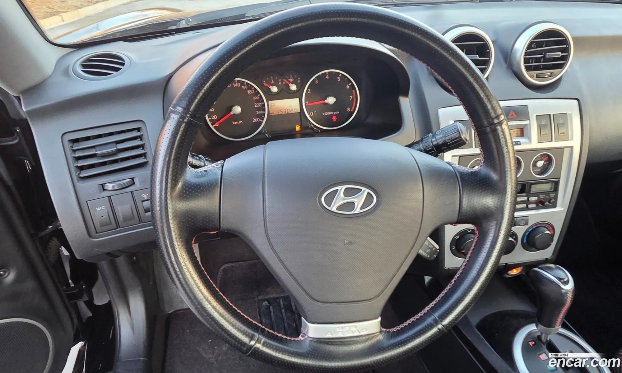 Hyundai Tuscani 2004 — 10