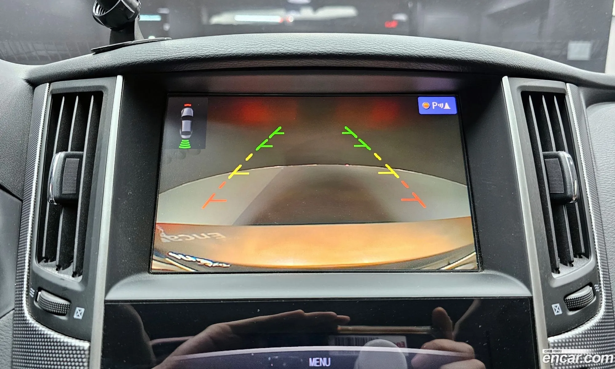Infiniti Q50 2016 JNKDV71E5GM551337 — 17
