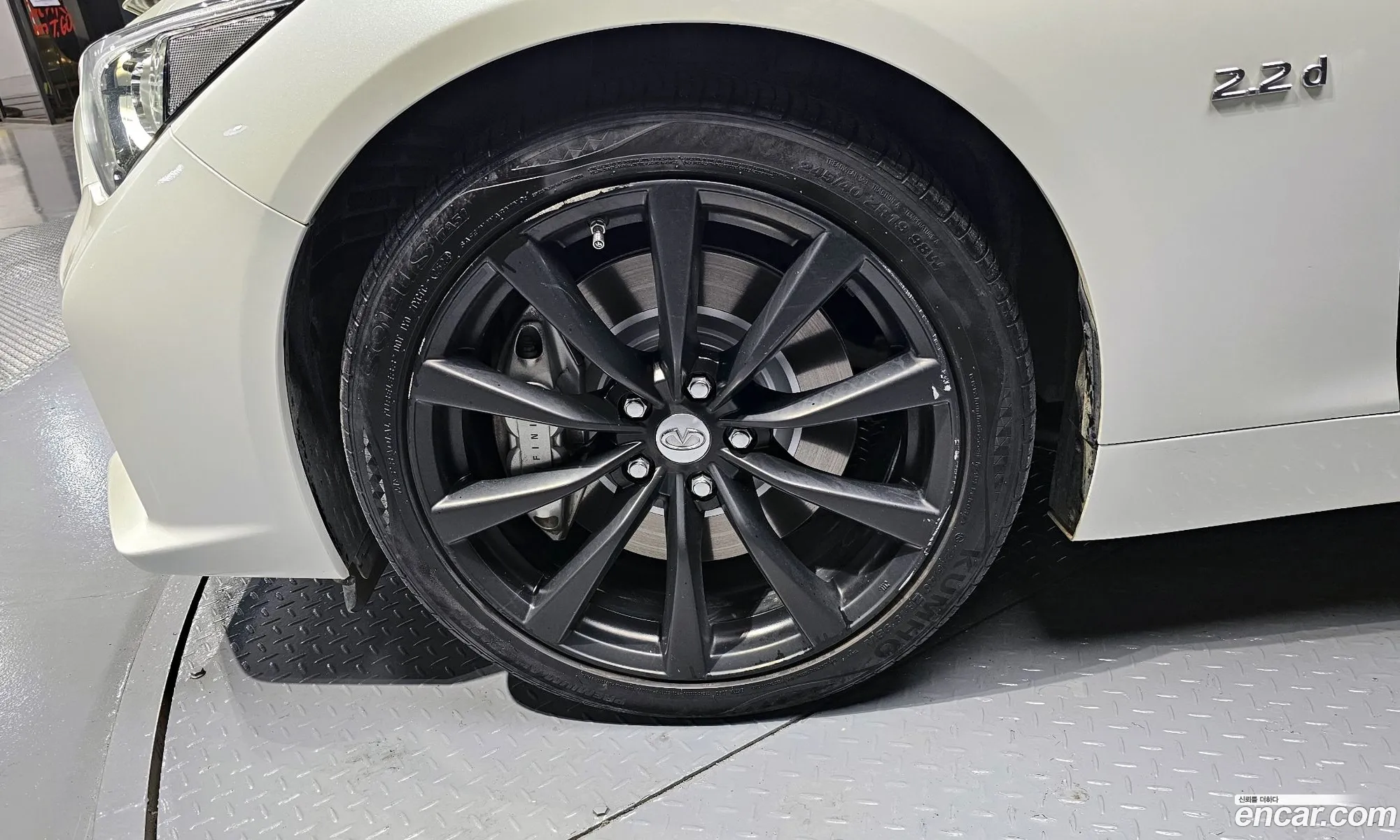 Infiniti Q50 2016 JNKDV71E5GM551337 — 12