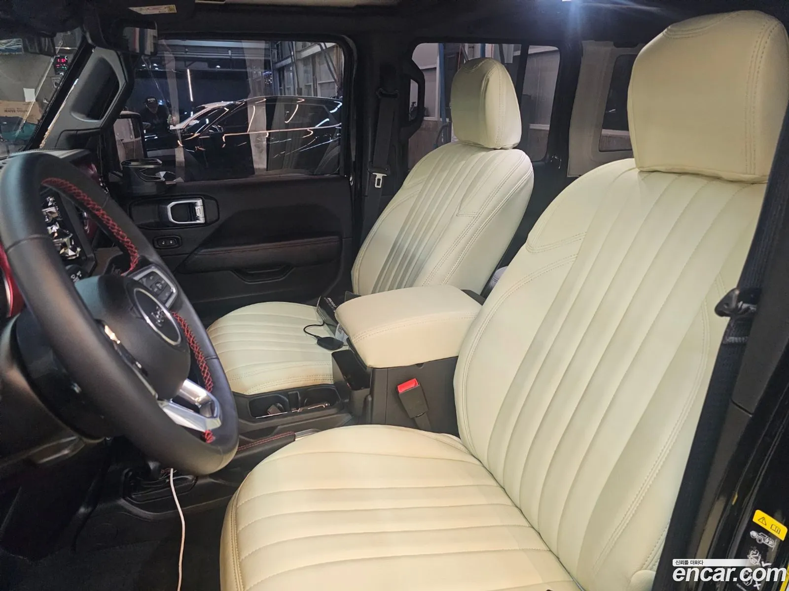 Jeep Wrangler 2023 — 2