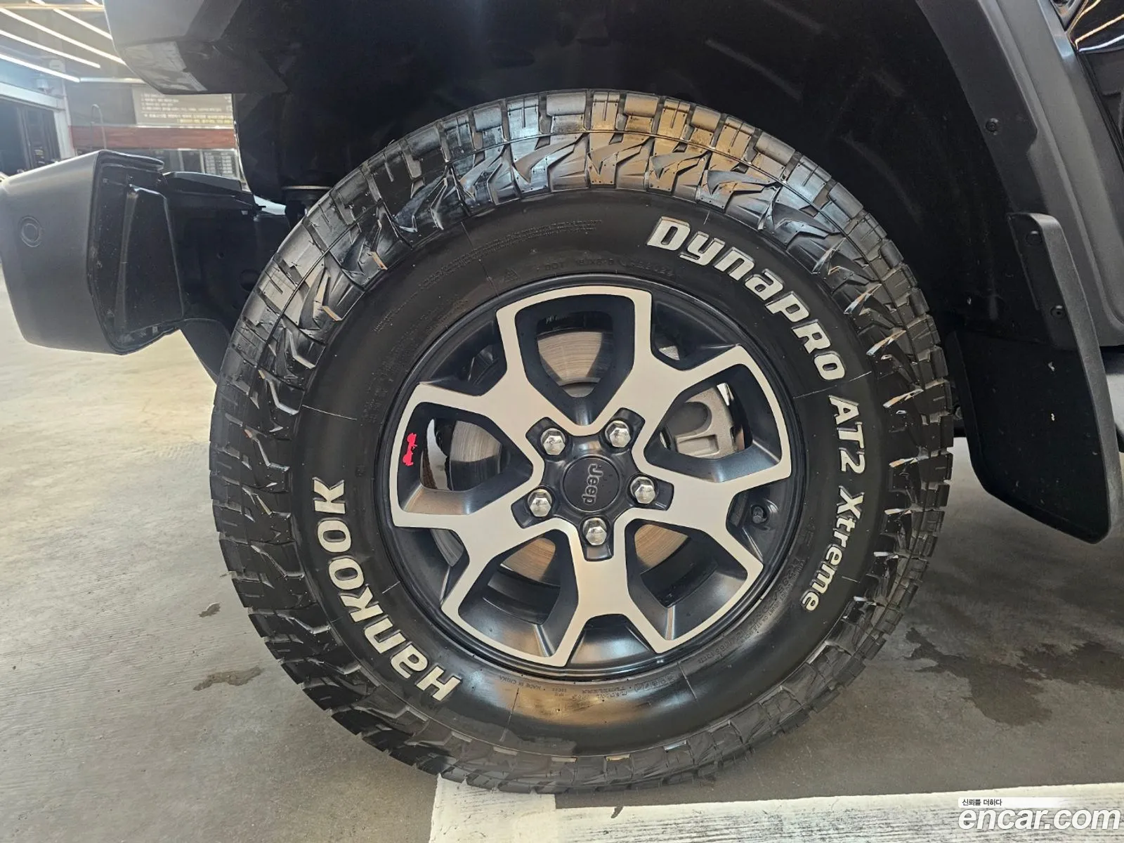 Jeep Wrangler 2023 — 11